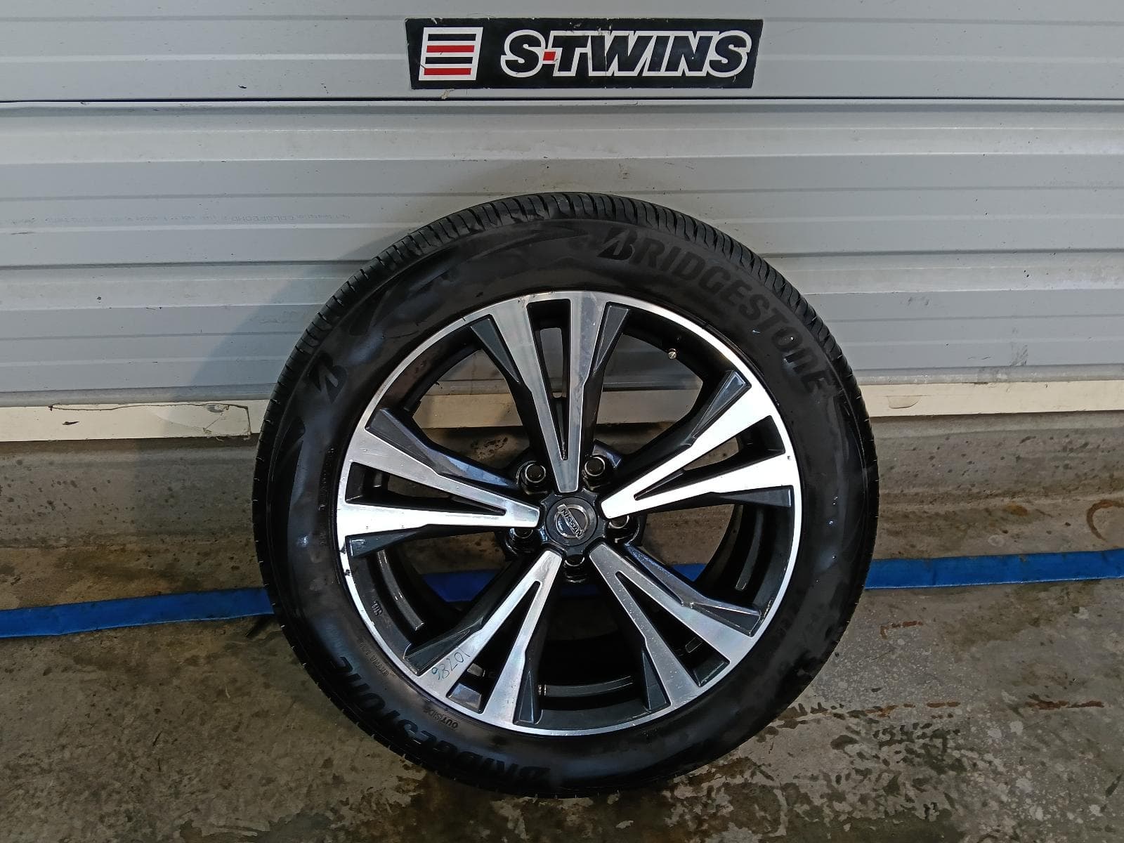 Used auto part listing image: 2018 NISSAN QASHQAI WHEEL MAG FACTORY, 18X7IN, ST-L, J11, 07/17-07/21 0000418341