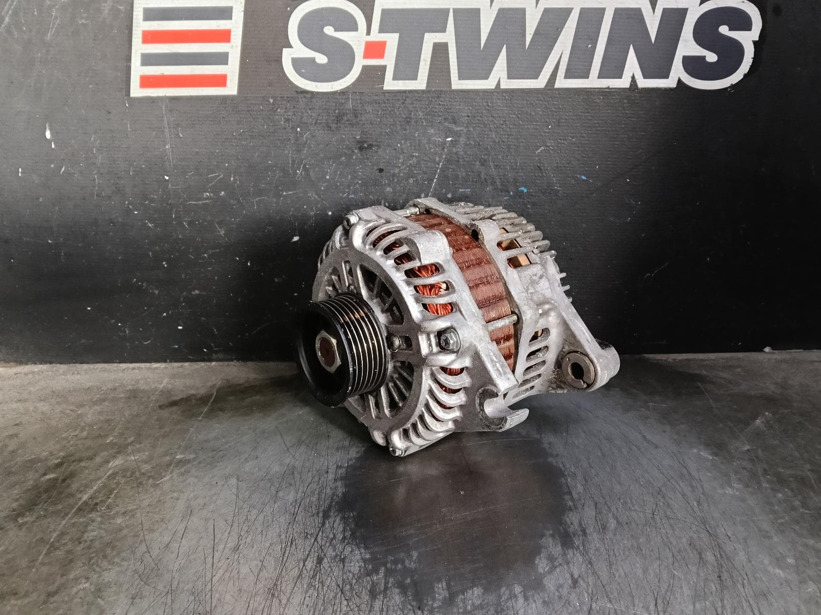 Used auto part listing image: 2013 MAZDA CX9 ALTERNATOR PETROL, 3.7, TB, 12/07-12/15 0000418210