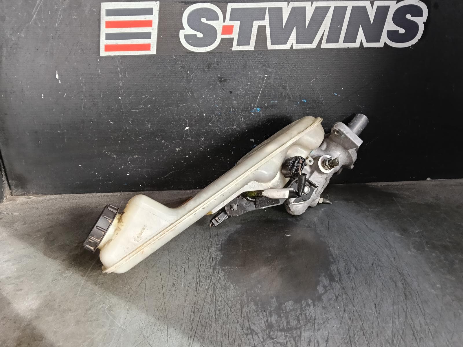 2013 MAZDA CX9 MASTER CYLINDER TB, 12/07-12/15 0000418213