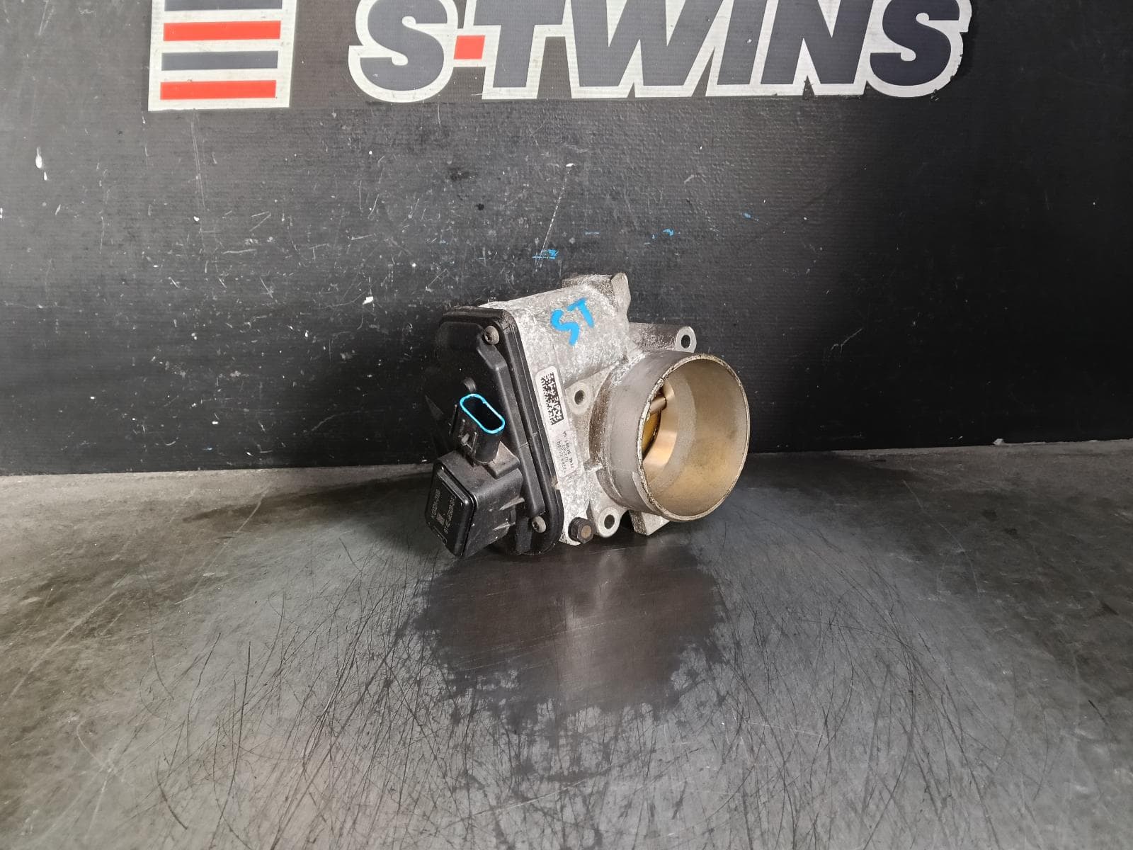 Used auto part listing image: 2013 MAZDA CX9 THROTTLE BODY 3.7, PETROL, TB, 12/07-12/15 0000418216