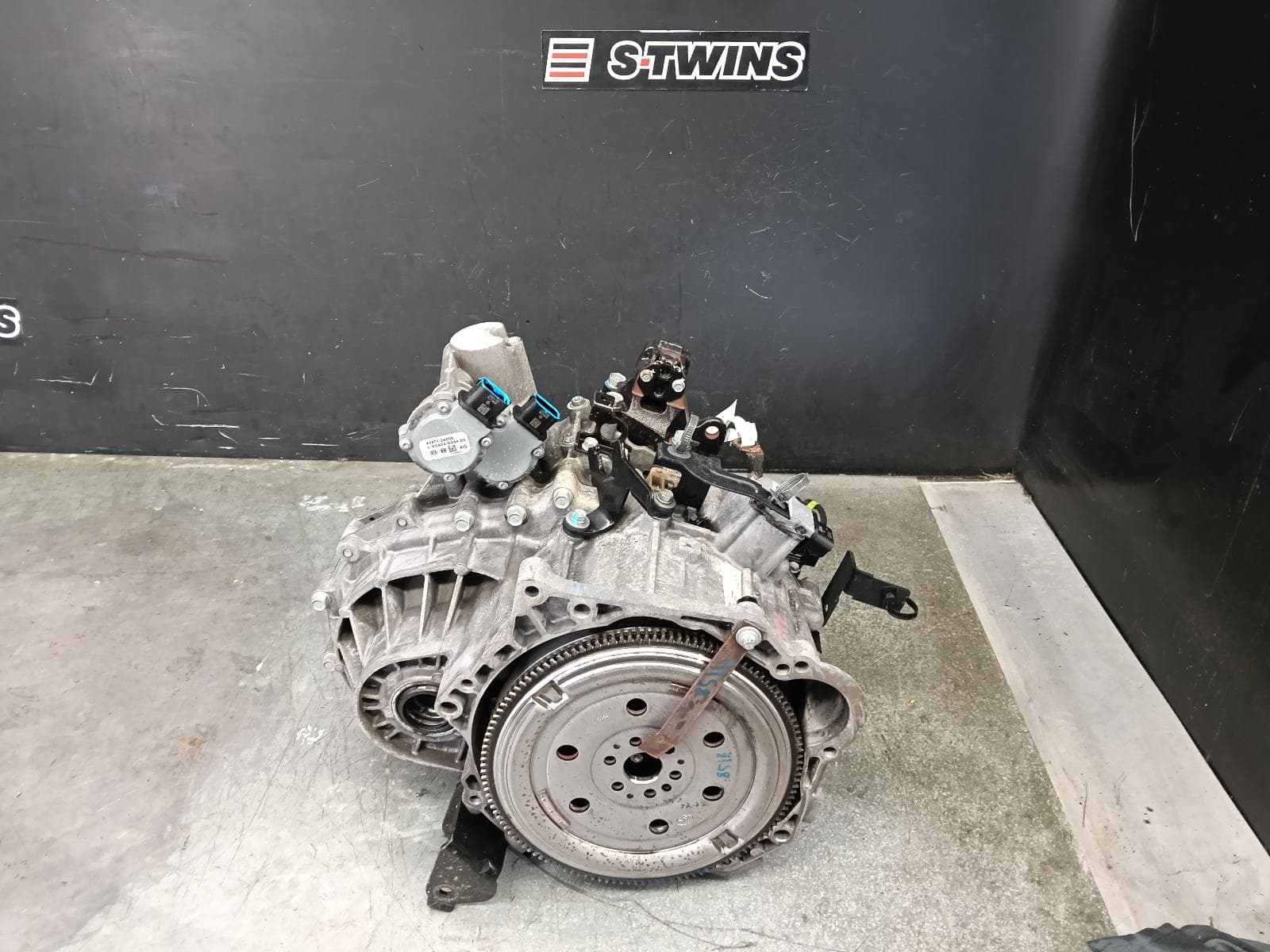 2016 HYUNDAI VELOSTER TRANS GEARBOX AUTO, PETROL, 1.6, G4FD, 6 SPEED, DCT TYPE, FS, 10/11-02/18 0000418241