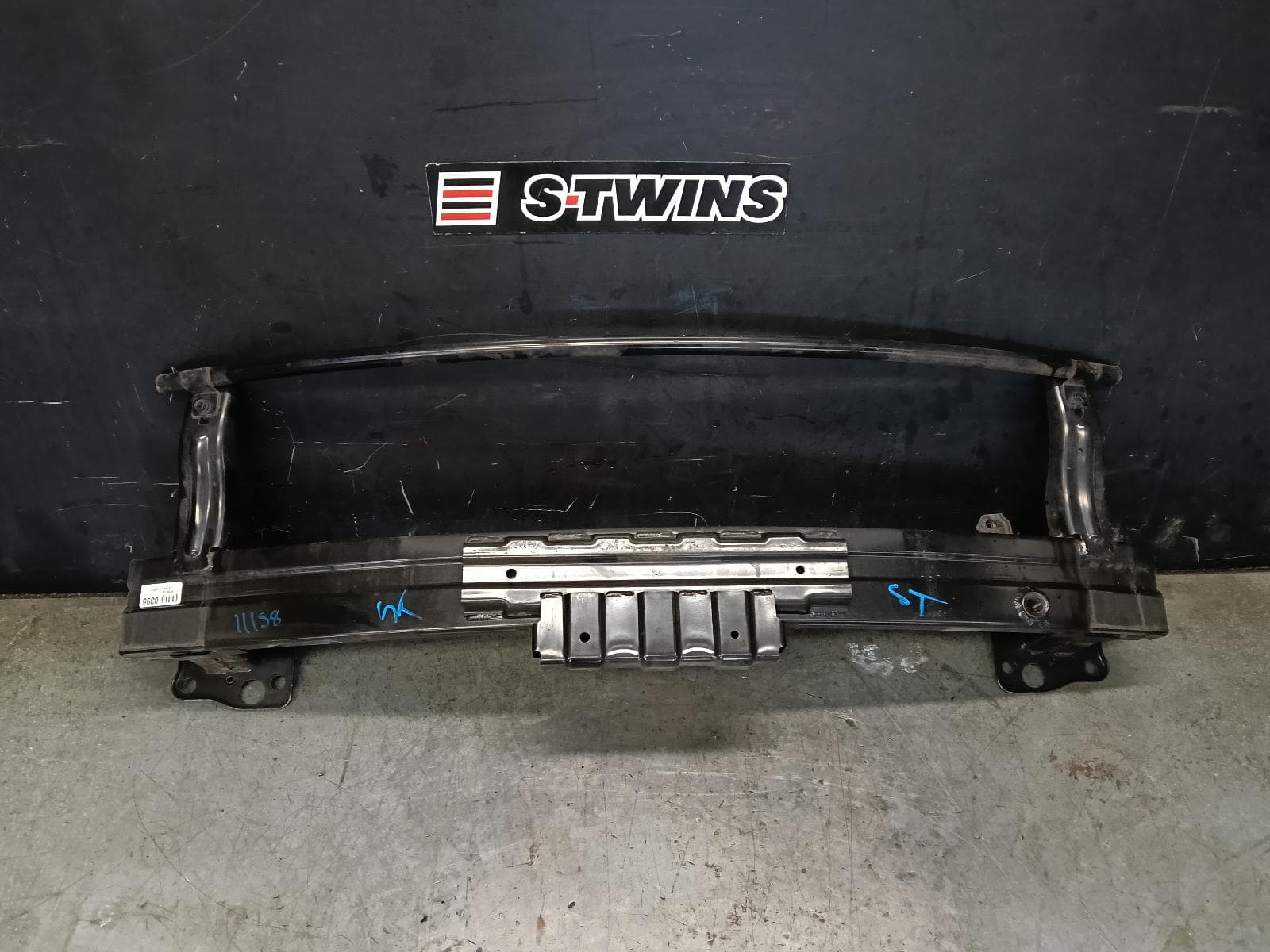 Used auto part listing image: 2016 HYUNDAI VELOSTER F BAR REINFORC BRACK MAIN REINFORCEMENT, FS, NON TURBO TYPE, 10/11-02/18 0000418247