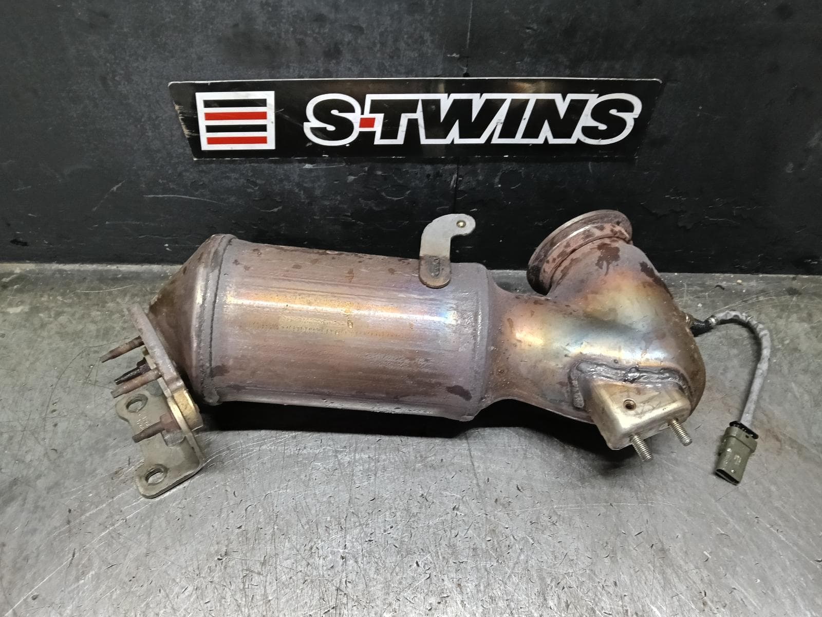 2019 HOLDEN EQUINOX CATALYTIC CONVERTER DOWNPIPE-CAT TYPE, 1.5, PETROL, EQ, 09/17-12/20 0000418436