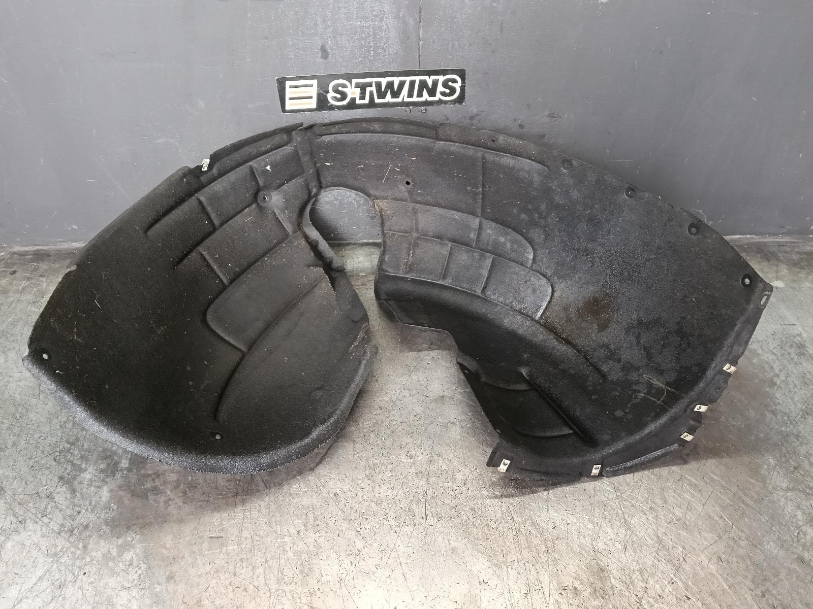 2019 HOLDEN EQUINOX RIGHT GUARD LINER FRONT, EQ, 09/17-12/20 0000418435