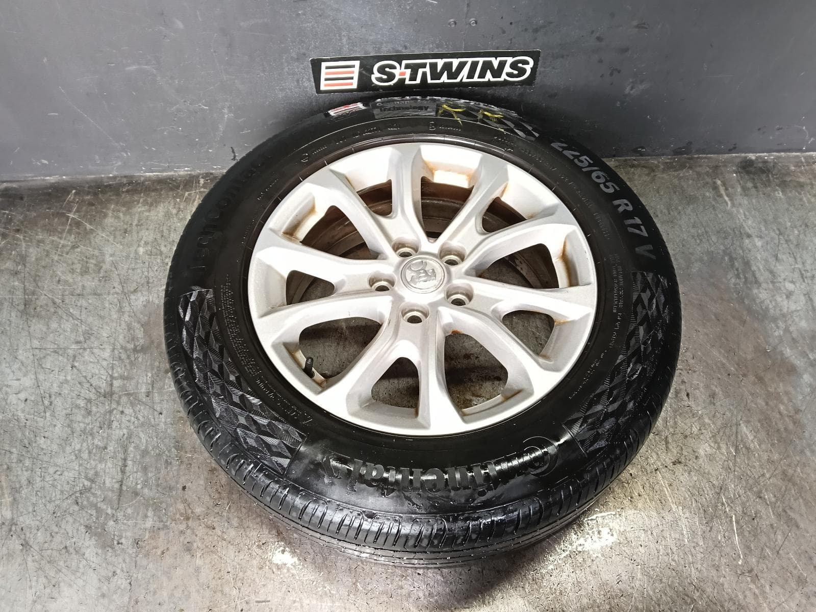 Used auto part listing image: 2019 HOLDEN EQUINOX WHEEL MAG FACTORY, 17X7IN, EQ, 09/17-12/20 0000418344