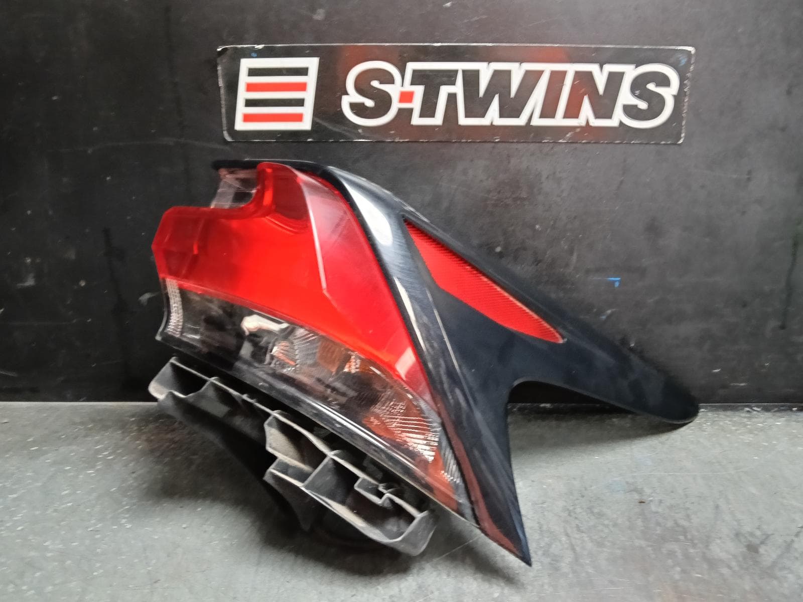 2015 LEXUS NX RIGHT TAILLIGHT AGZ/AYZ#, STANDARD, 02/14-08/17 0000418591