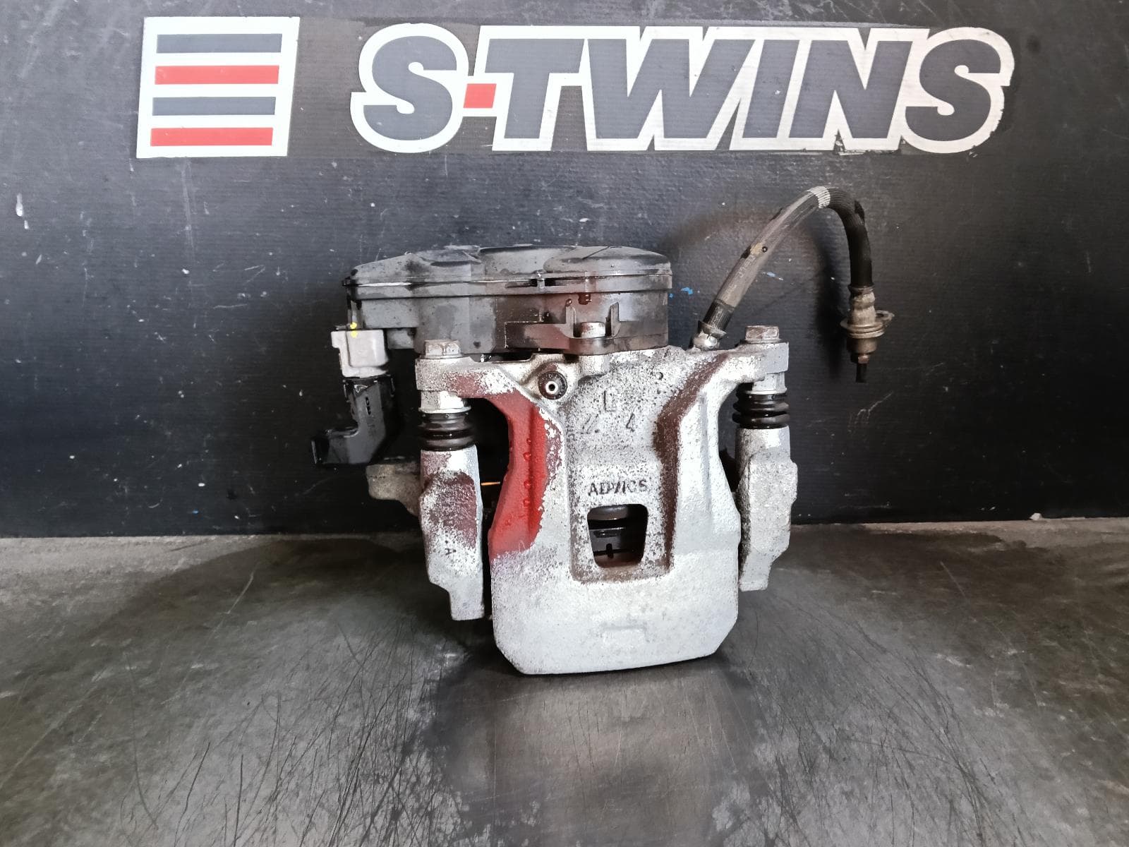 Used auto part listing image: 2019 MITSUBISHI ECLIPSE CROSS CALIPER LH REAR, ELECTRIC TYPE, YA-YB, 11/17- 0000418553