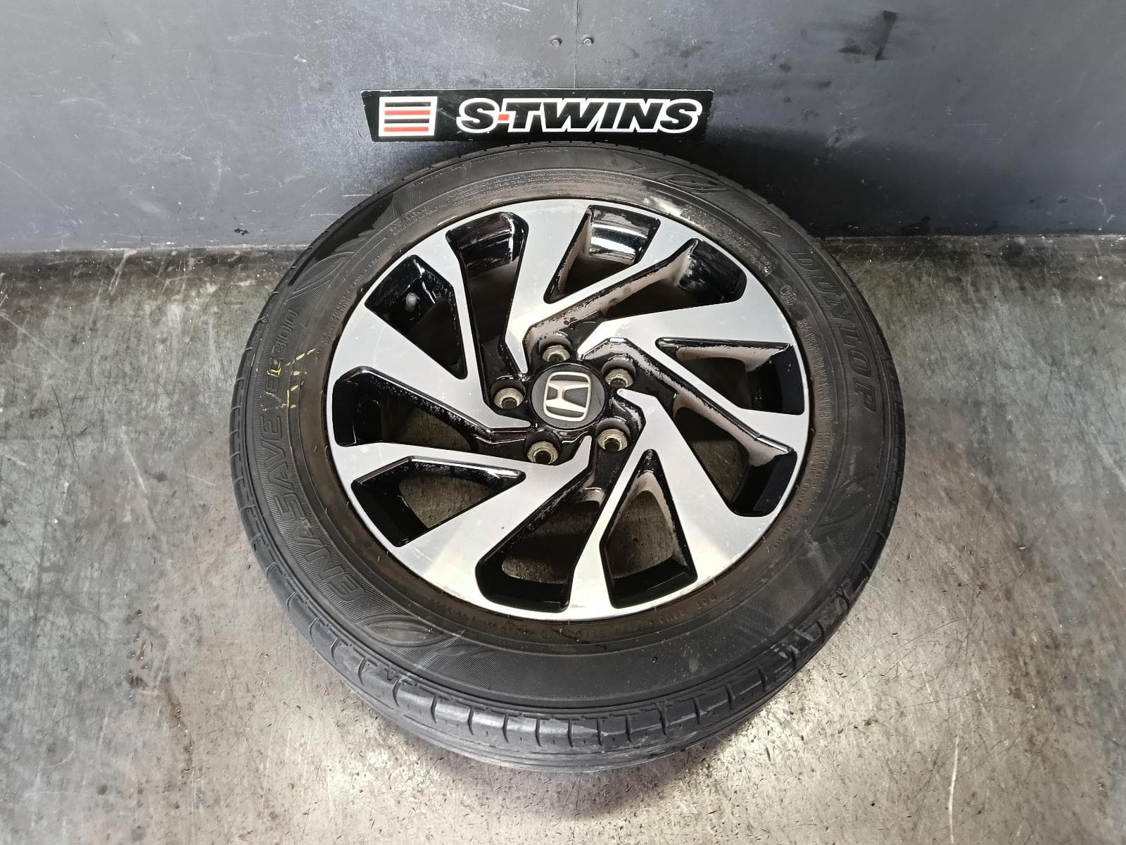 Used auto part listing image: 2017 HONDA CIVIC WHEEL MAG FACTORY, 16X7IN, VTi-S, 10TH GEN, 05/16-08/21 0000418607