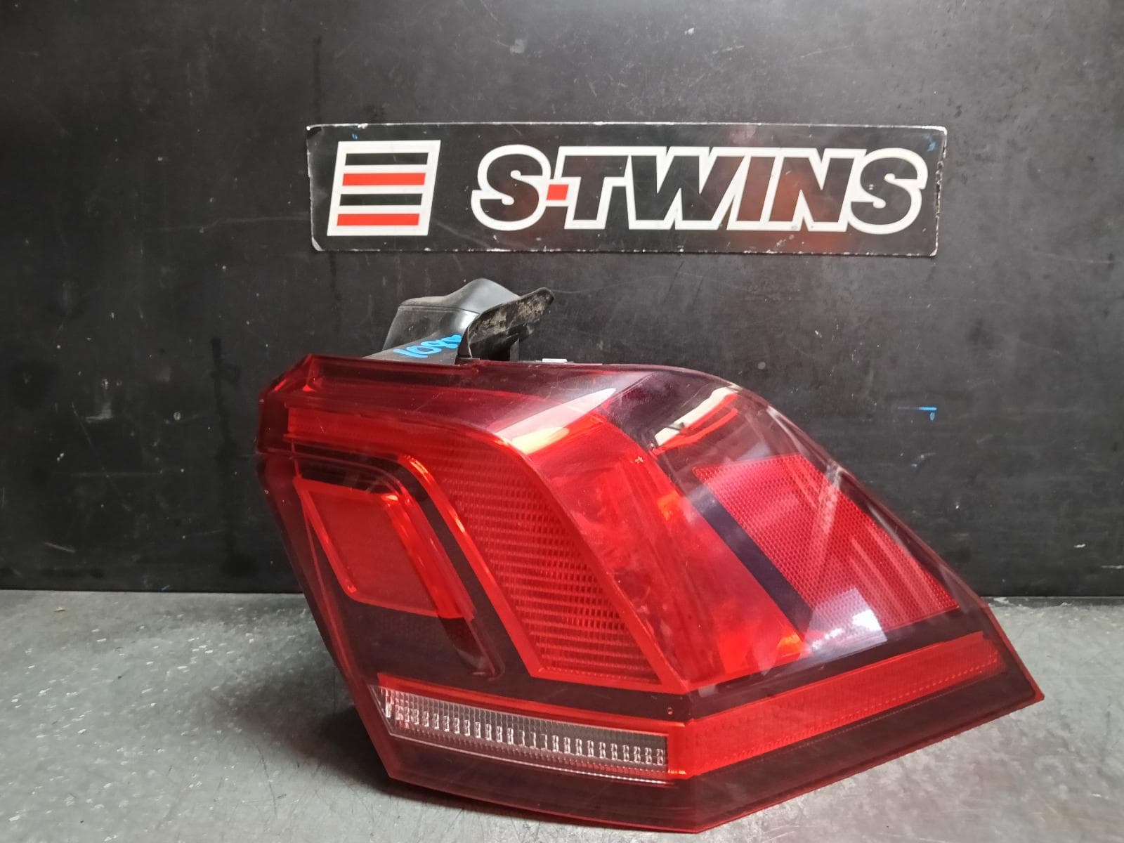 2023 VOLKSWAGEN TIGUAN RIGHT TAILLIGHT IN BODY, W/ LED TYPE, NON DYNAMIC INDICATORS (8SK), NON ALLSPACE, 5NA, 06/16-02/24 0000410540