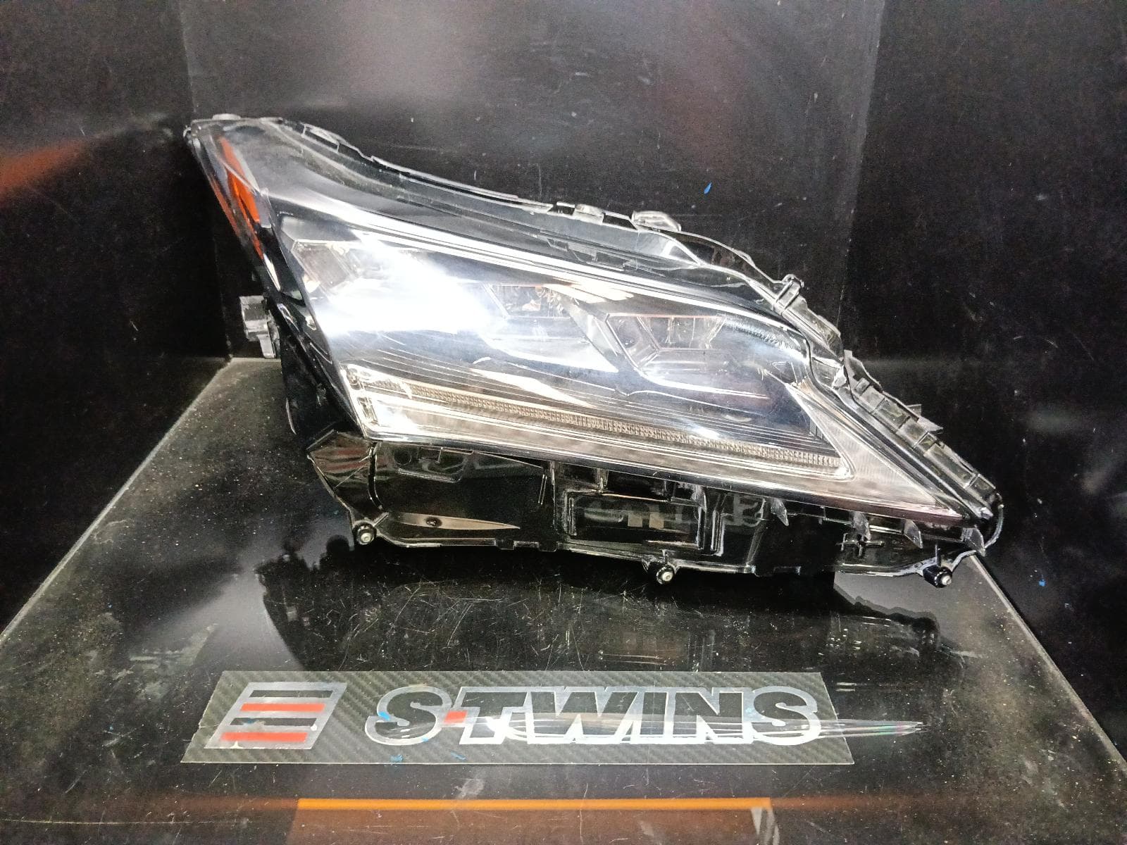 Used auto part listing image: 2019 LEXUS RX SERIES RIGHT HEADLAMP AL20, F SPORT/SPORTS LUXURY, TRIPLE STACK LED TYPE, 09/15-10/19 0000258540
