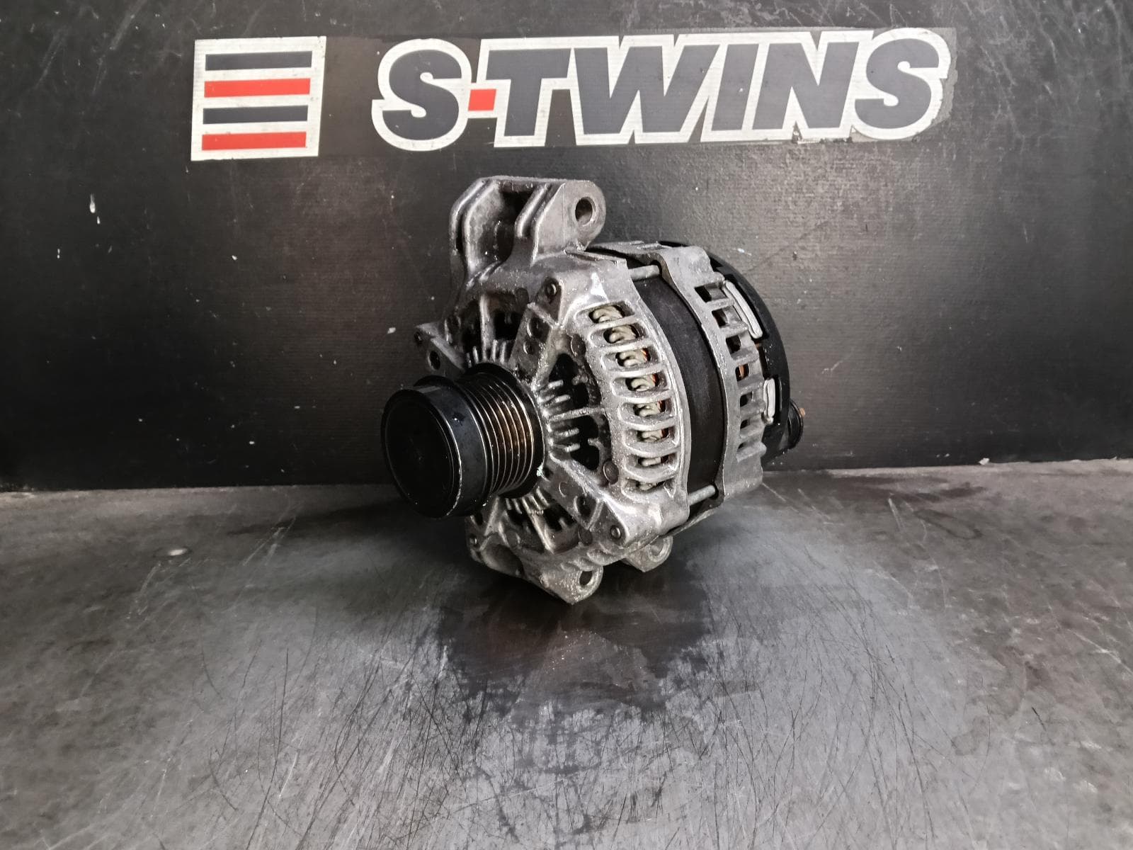 2014 JEEP GRANDCHEROKEE ALTERNATOR PETROL, 3.6, 180A, WK, 06/11-09/16 0000418795