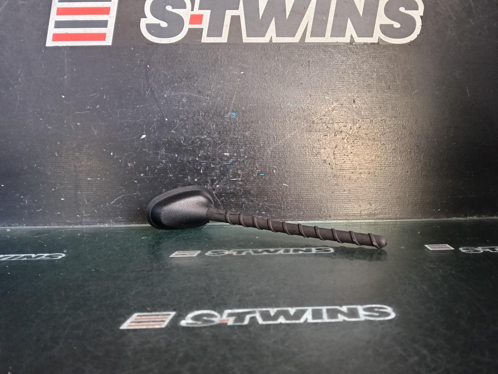 Used auto part listing image: 2017 HYUNDAI ACCENT ANTENNA RB, 05/11-12/19 0000418896