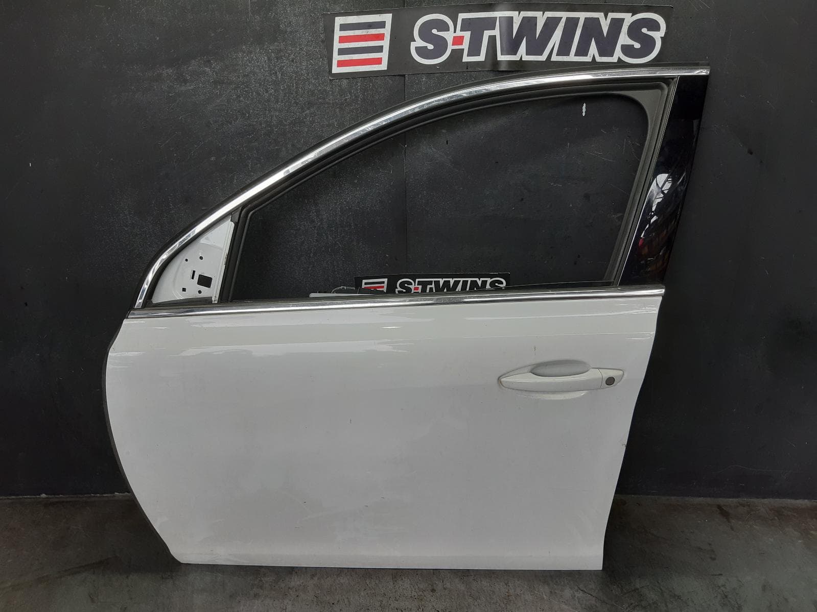 2015 PEUGEOT 308 LEFT FRONT DOOR T9, HATCH/WAGON, 10/14-01/21 0000283927