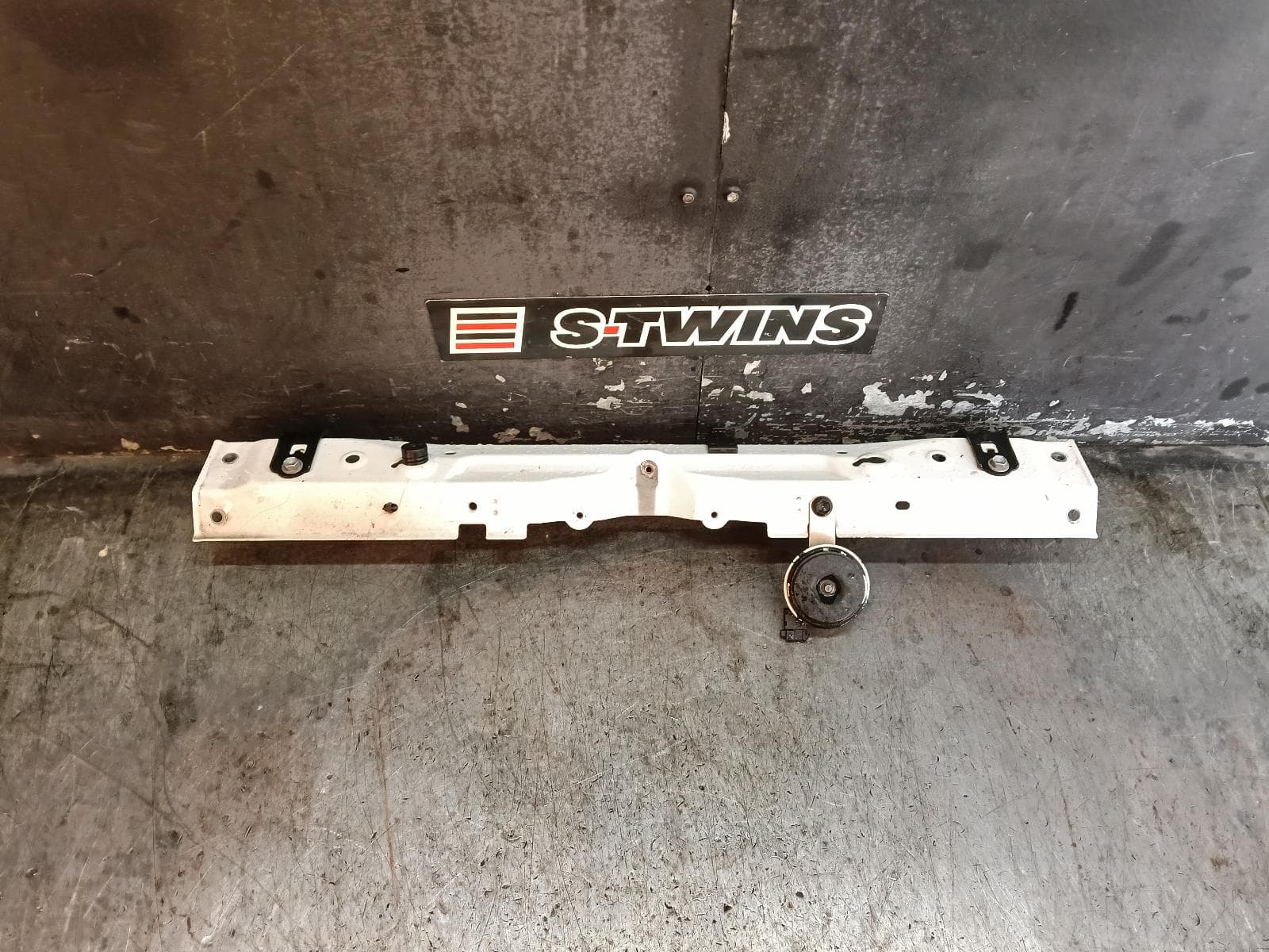 Used auto part listing image: 2017 TOYOTA COROLLA RADIATOR SUPPORT ZRE172R, SEDAN, 12/13-06/19 0000410486