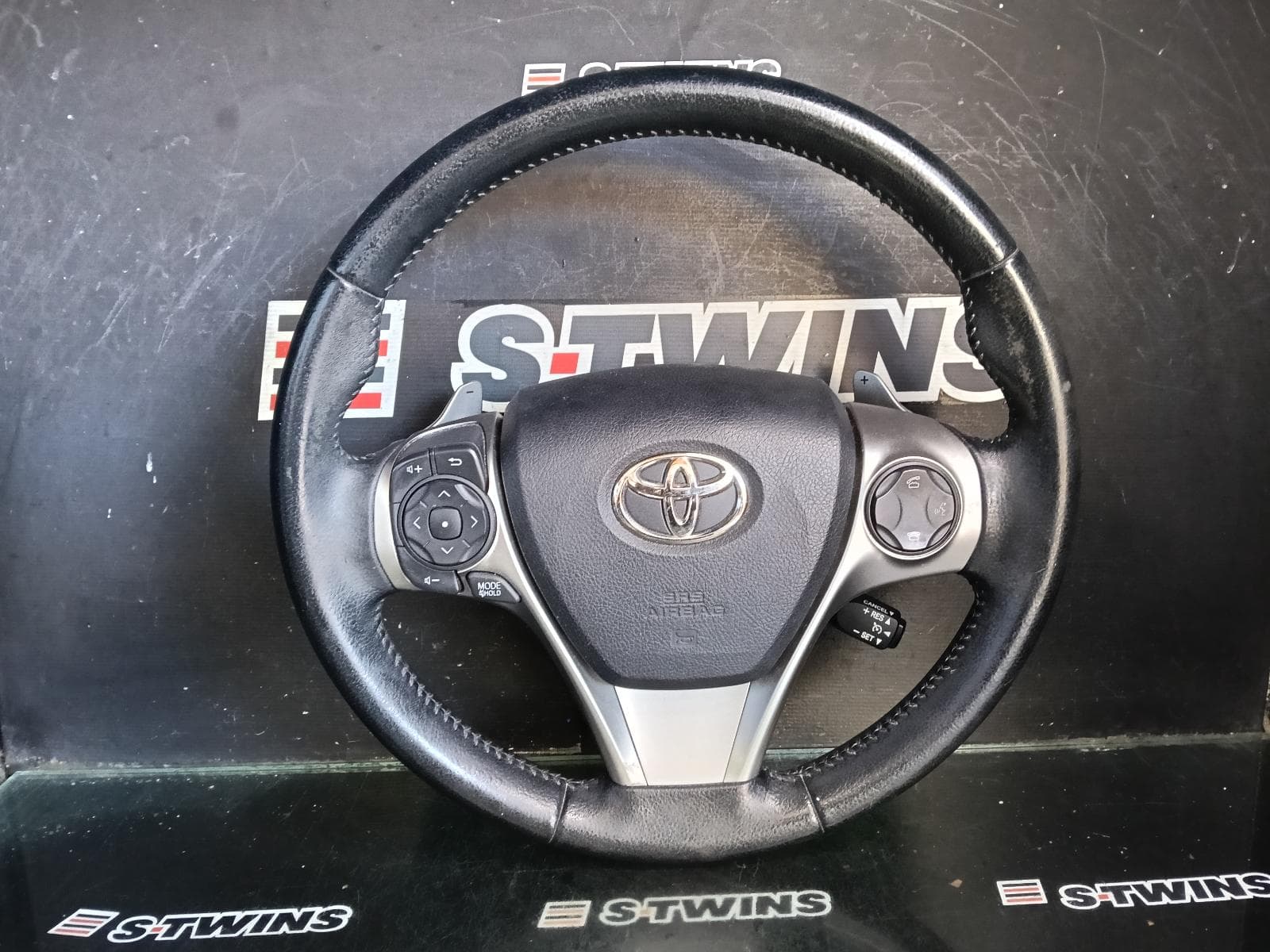 Used auto part listing image: 2013 TOYOTA CAMRY STEERING WHEEL LEATHER TYPE, ASV50/AVV50, W/ CRUISE CONTROL, 11/11-10/17 0000419050