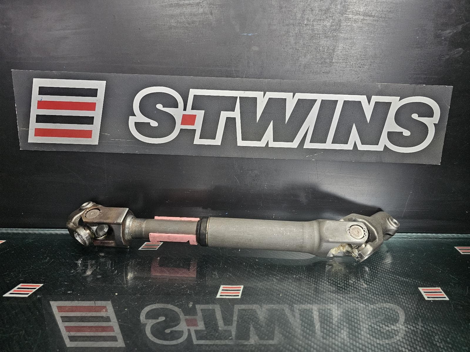Used auto part listing image: 2014 TOYOTA RAV4 STEERING INTERMEDIATE SHAFT XA40, 12/12-12/18 0000313554