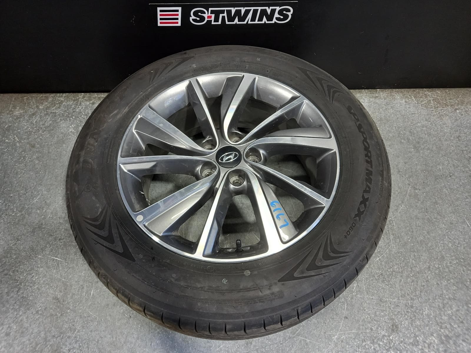2020 HYUNDAI SANTA FE WHEEL MAG FACTORY, 5 U SPOKE, 18X7.5IN, TM, 03/18-09/20 0000269647