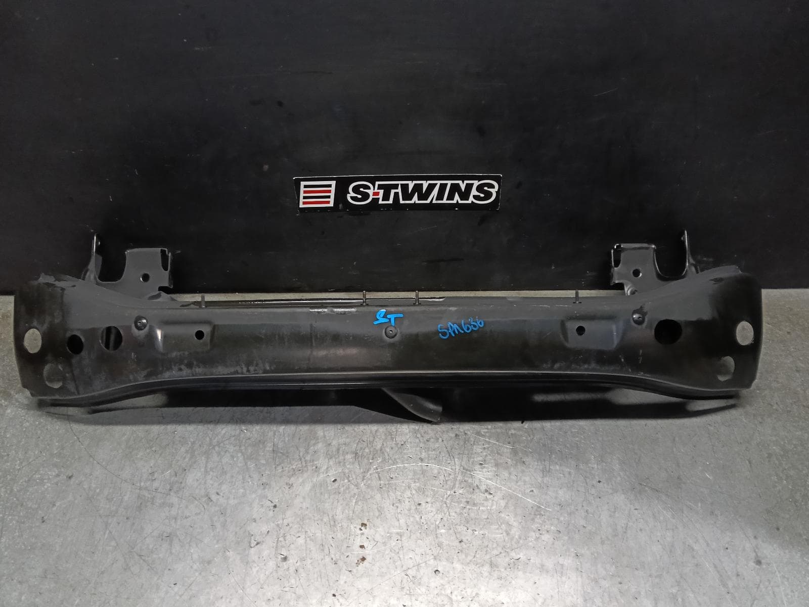 Used auto part listing image: 2019 VOLKSWAGEN TRANSPORTER F BAR REINFORC BRACK MAIN REINFORCEMENT, T6, 07/15-08/24 0000398661