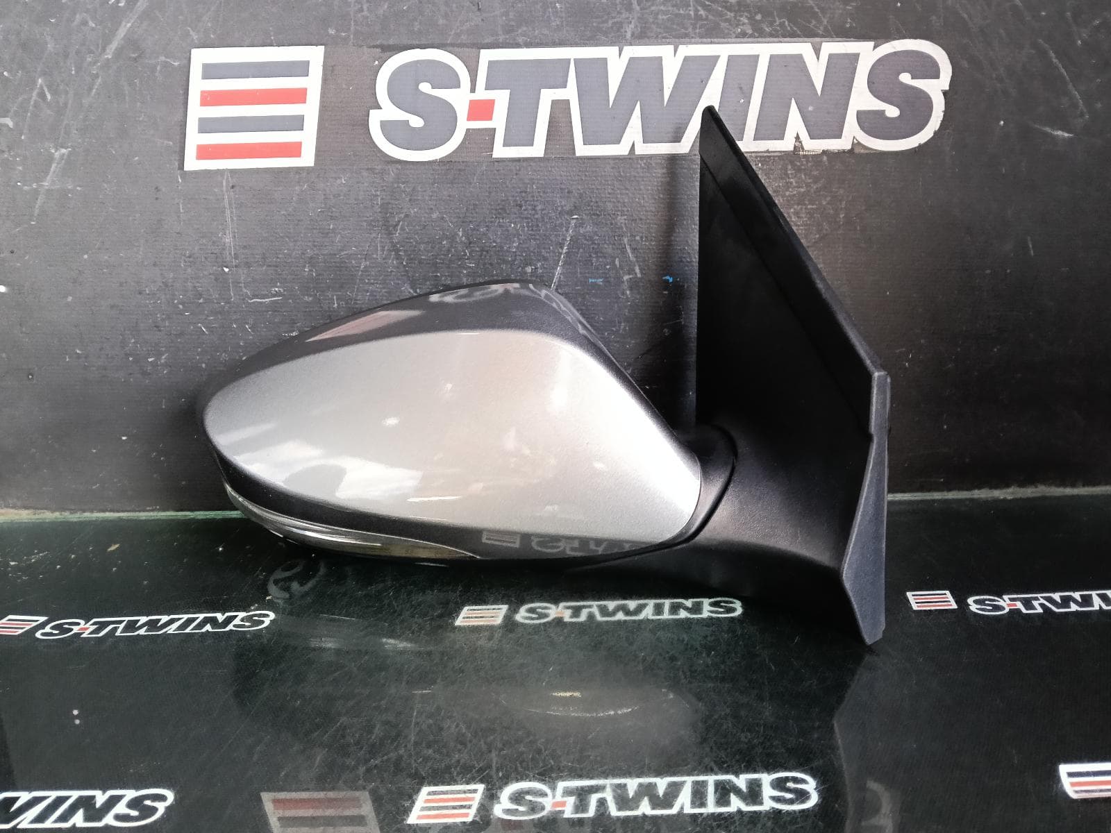 2015 HYUNDAI I30 RIGHT DOOR MIRROR GD, HATCH (S. KOREA VIN KMHD), POWER FOLDING, W/ INDICATOR AND PUDDLE LAMP TYPE, 03/12-02/17 0000392525