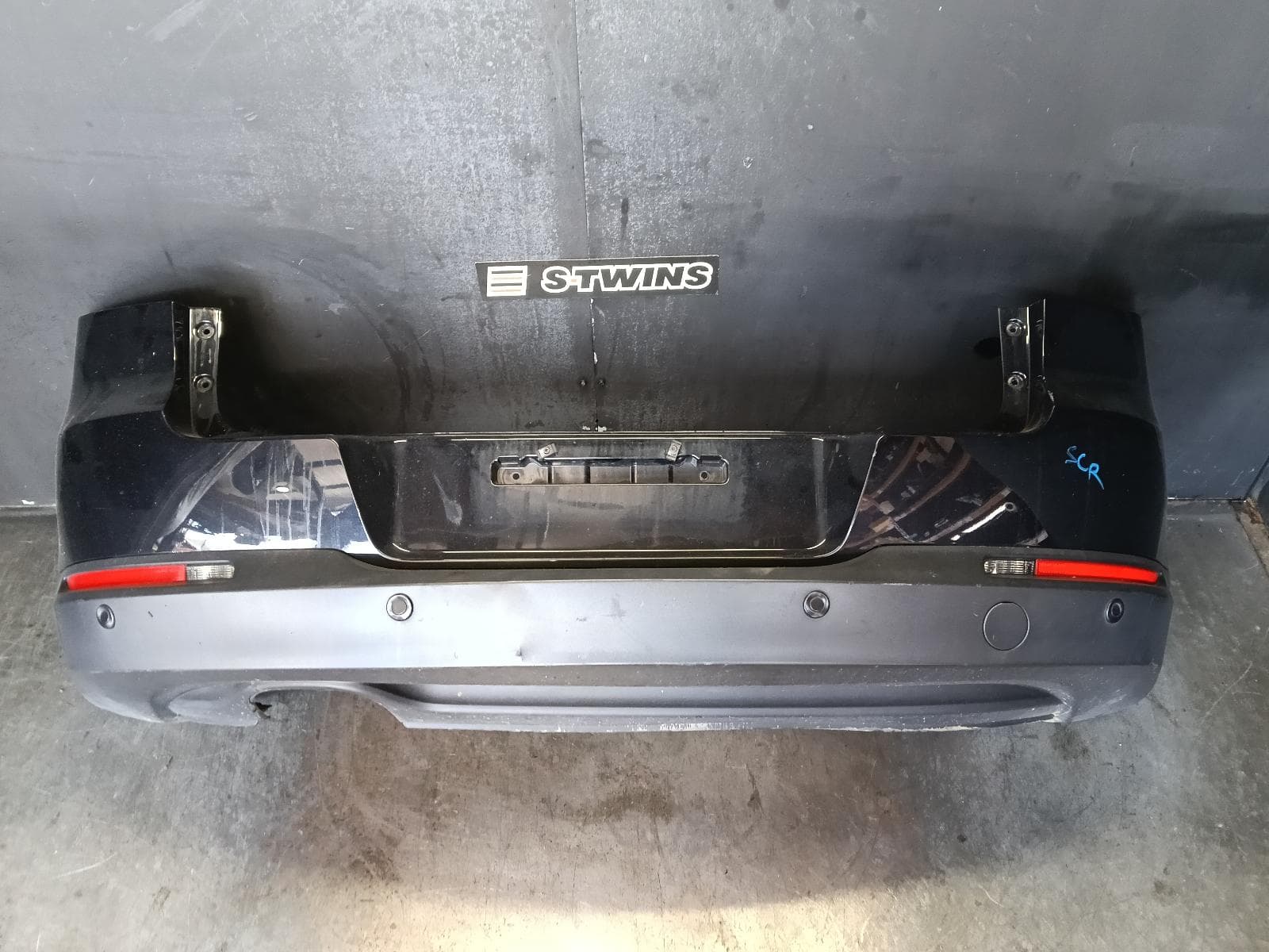 Used auto part listing image: 2013 VOLKSWAGEN TIGUAN REAR BUMPER BUMPER BAR (2 PIECE), 5N, W/ 4 PARK SENSOR TYPE, NON R-LINE, 07/11-08/16 0000393235