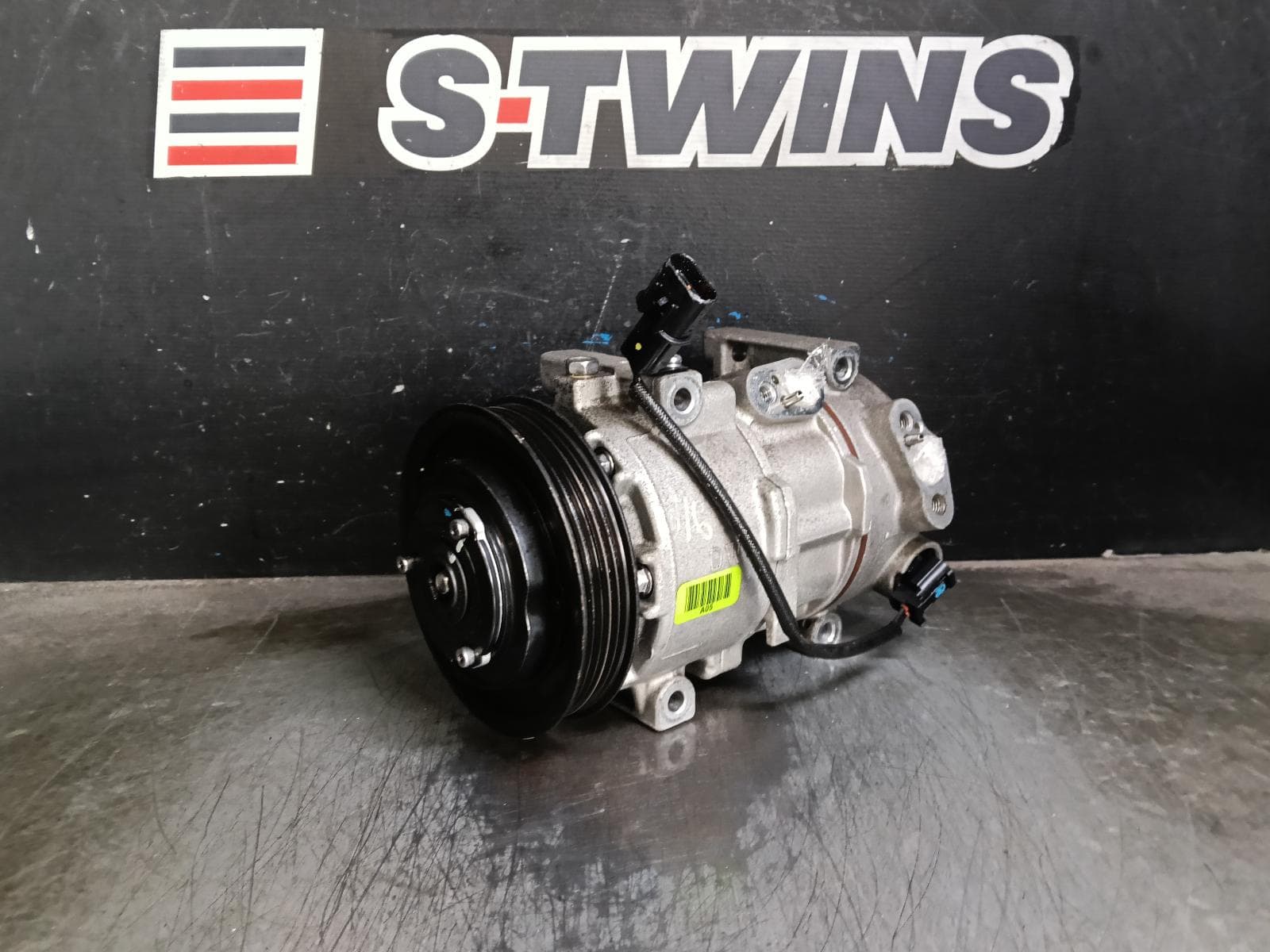 Used auto part listing image: 2017 HYUNDAI ACCENT A C COMPRESSOR RB, 1.4, G4LC, PETROL, 06/15-12/19 0000419236