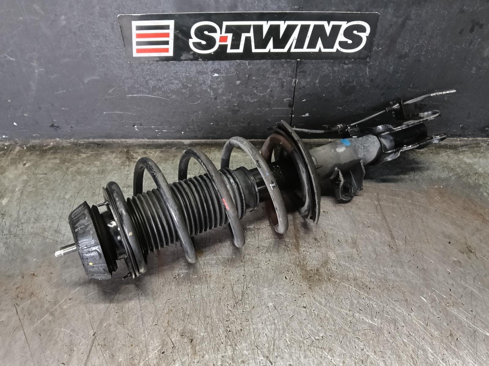 2017 HYUNDAI ACCENT RIGHT FRONT STRUT RB, 05/11-12/19 0000419244