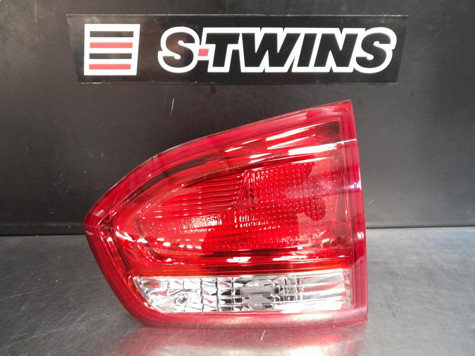 2022 LDV G10 VAN REAR GARNISH SV7C, TAILGATE LAMP (RH SIDE), VAN, 04/15- 0000266215