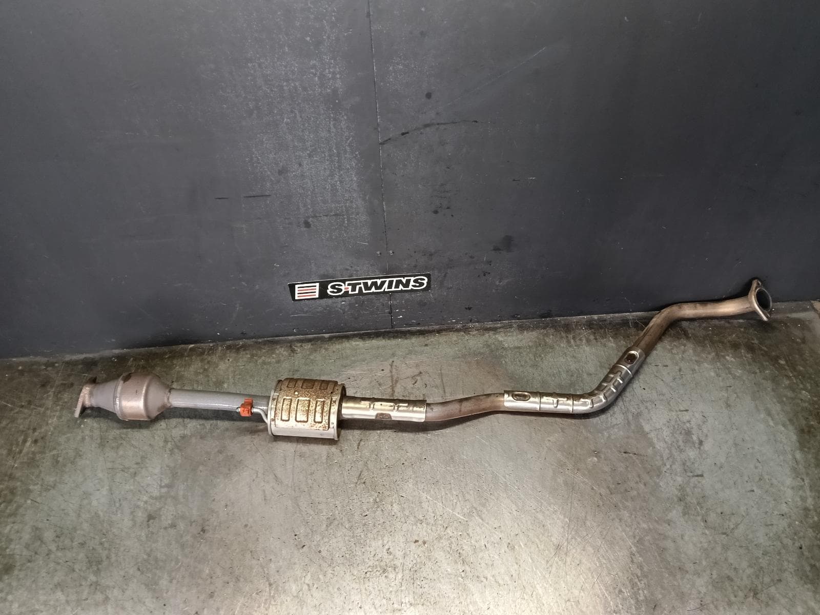Used auto part listing image: 2017 HYUNDAI ACCENT CATALYTIC CONVERTER UNDER CAR-CAT TYPE, 1.4, G4LC, PETROL, RB, 06/15-12/19 0000419262