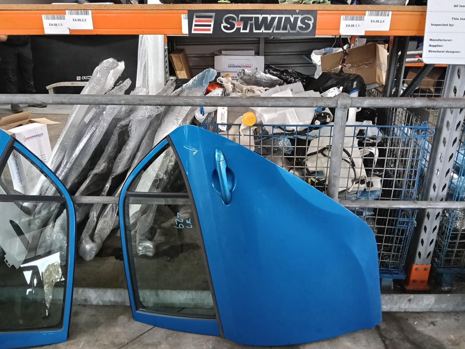 Used auto part listing image: 2024 KIA PICANTO LEFT REAR DOOR SLIDING JA, 05/17- 0000419700
