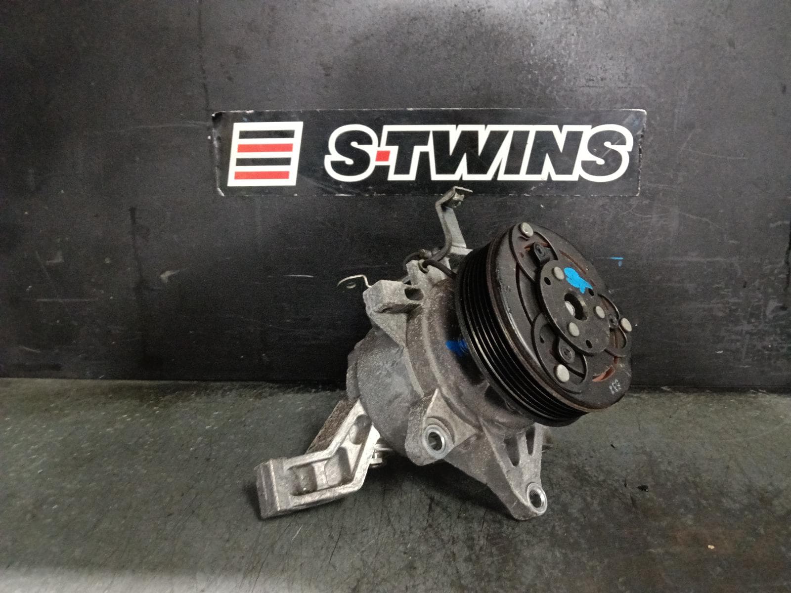 2015 SUBARU XV A C COMPRESSOR G4X, 2.0, PETROL, P/N FJ040, 03/13-04/17 0000419506