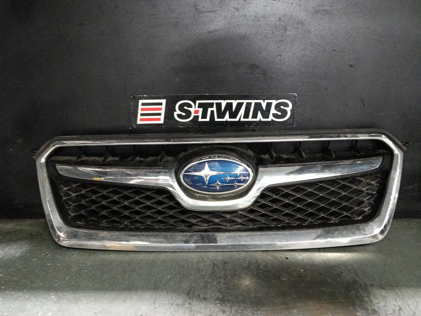 2015 SUBARU XV GRILLE RADIATOR GRILLE, G4X, 08/11-04/17 0000419507