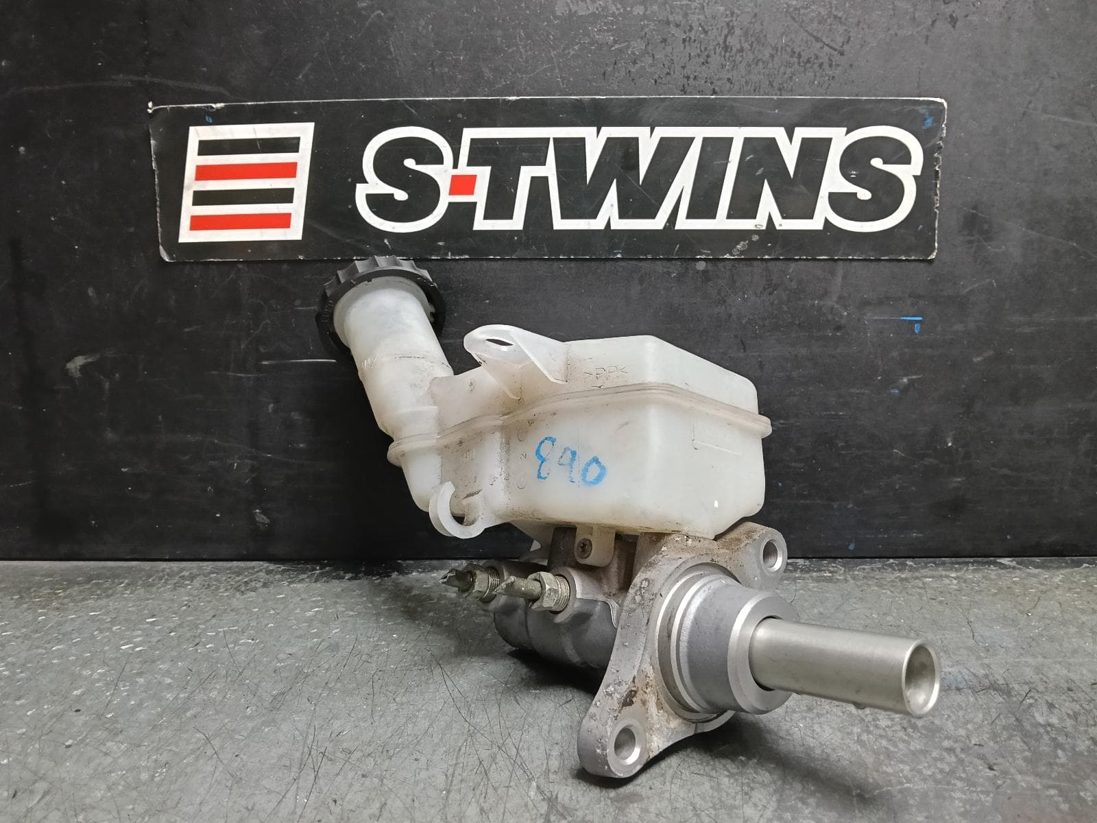 2014 MITSUBISHI OUTLANDER MASTER CYLINDER ZJ, 10/12-03/15 0000419536