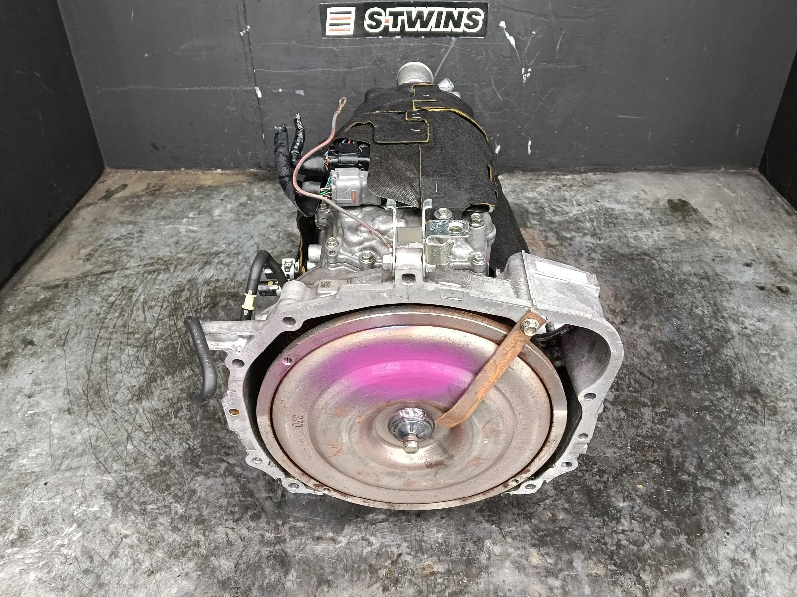 Used auto part listing image: 2015 SUBARU XV TRANS GEARBOX AUTO, PETROL, 2.0, TR580DD8AA TAG, G4X, 01/15-04/17 0000419516