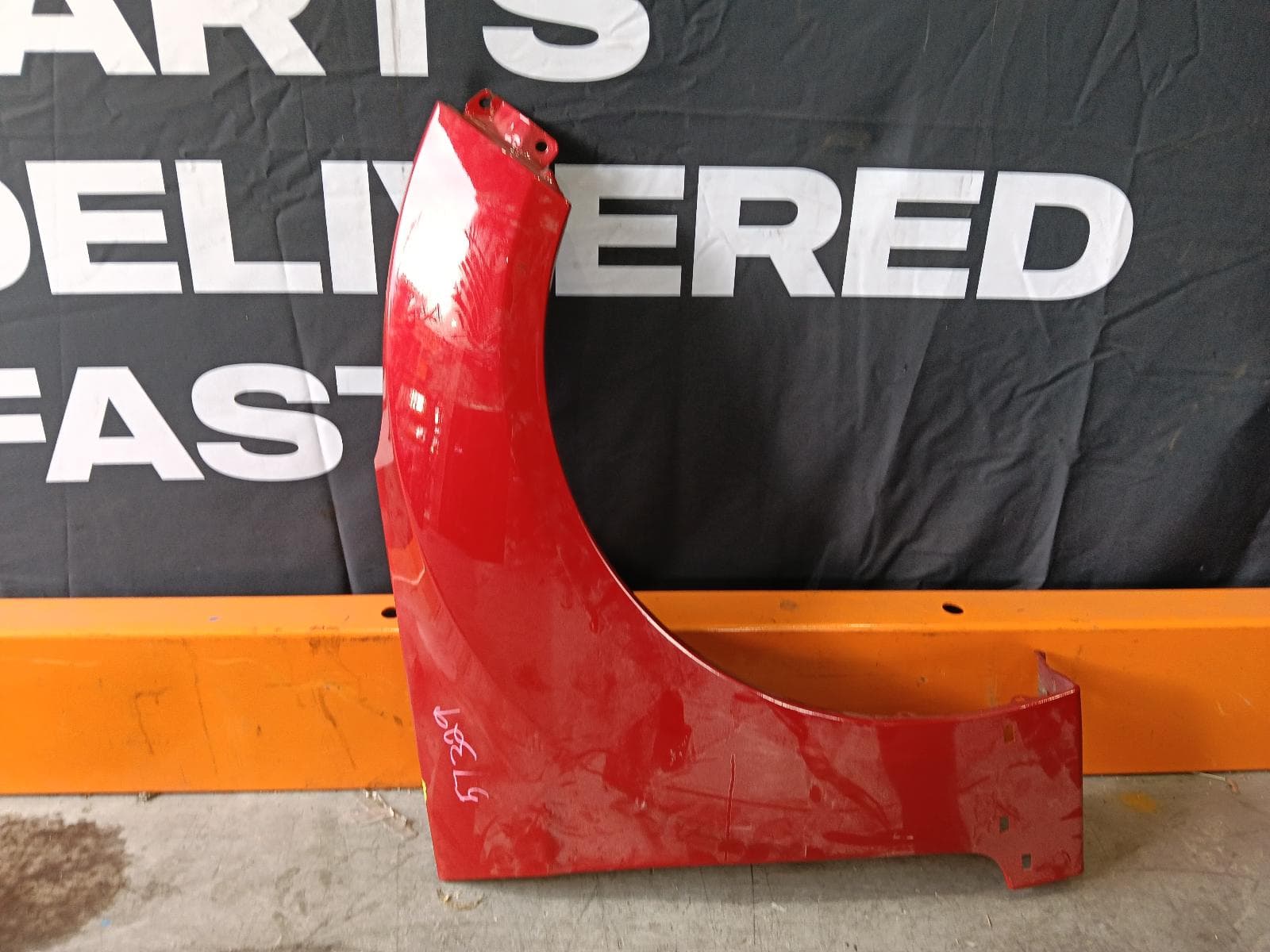 Used auto part listing image: 2012 HYUNDAI VELOSTER RIGHT GUARD FS, TURBO TYPE, 06/12-02/18 0000376145