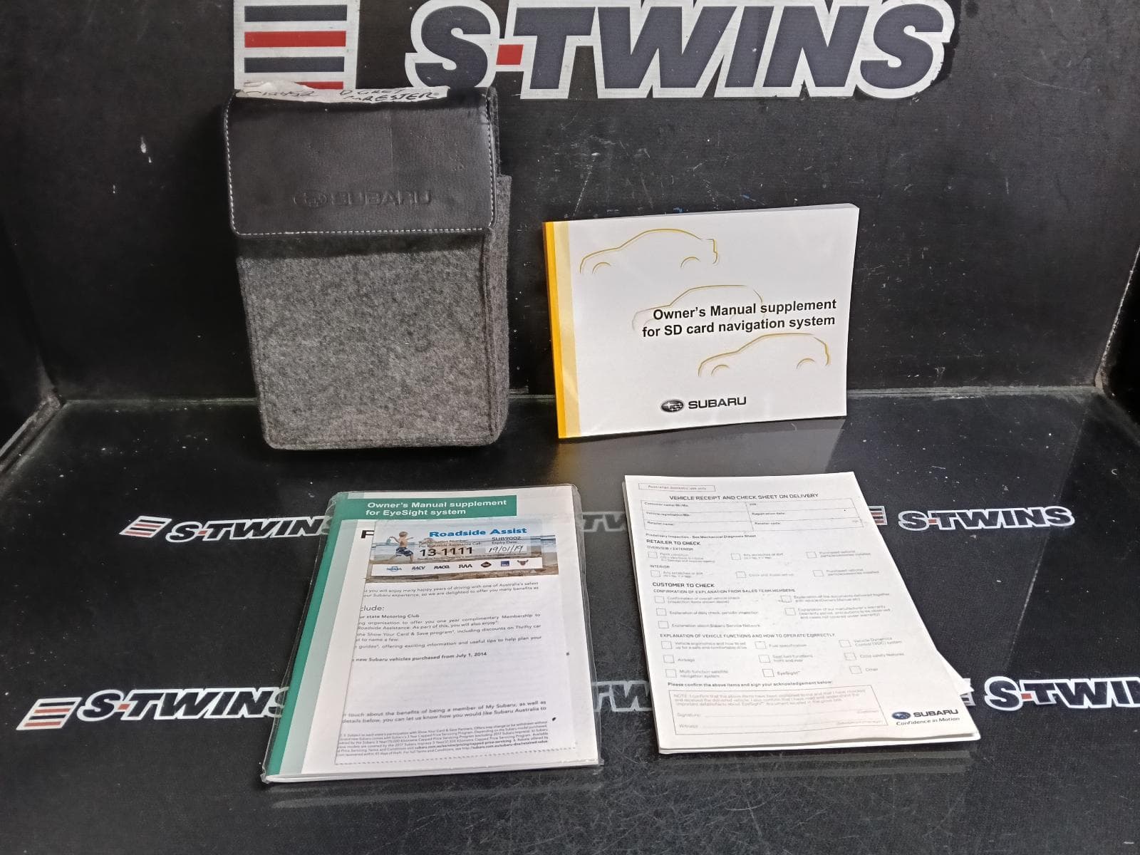 Used auto part listing image: 2017 SUBARU FORESTER OWNERS HANDBOOK SJ, 12/12-08/18 0000419690