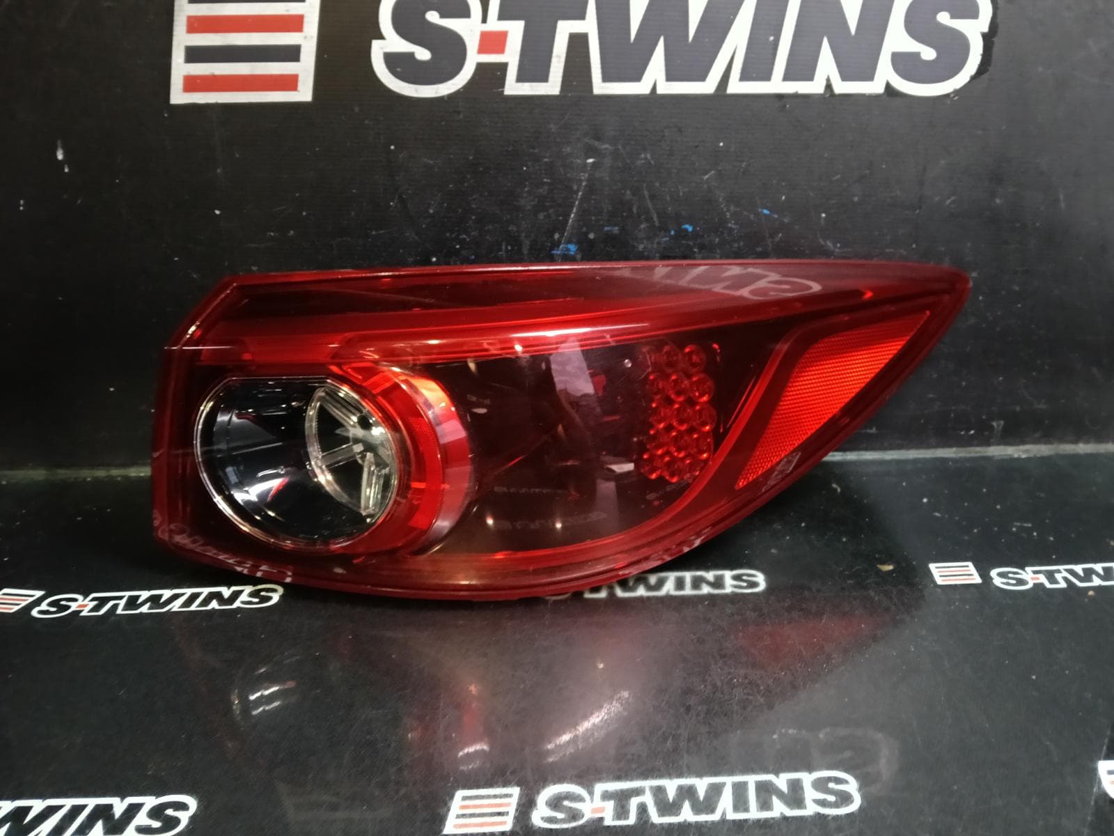 2016 MAZDA 3 RIGHT TAILLIGHT BM-BN, SEDAN, LED TYPE, 11/13-02/19 0000419733