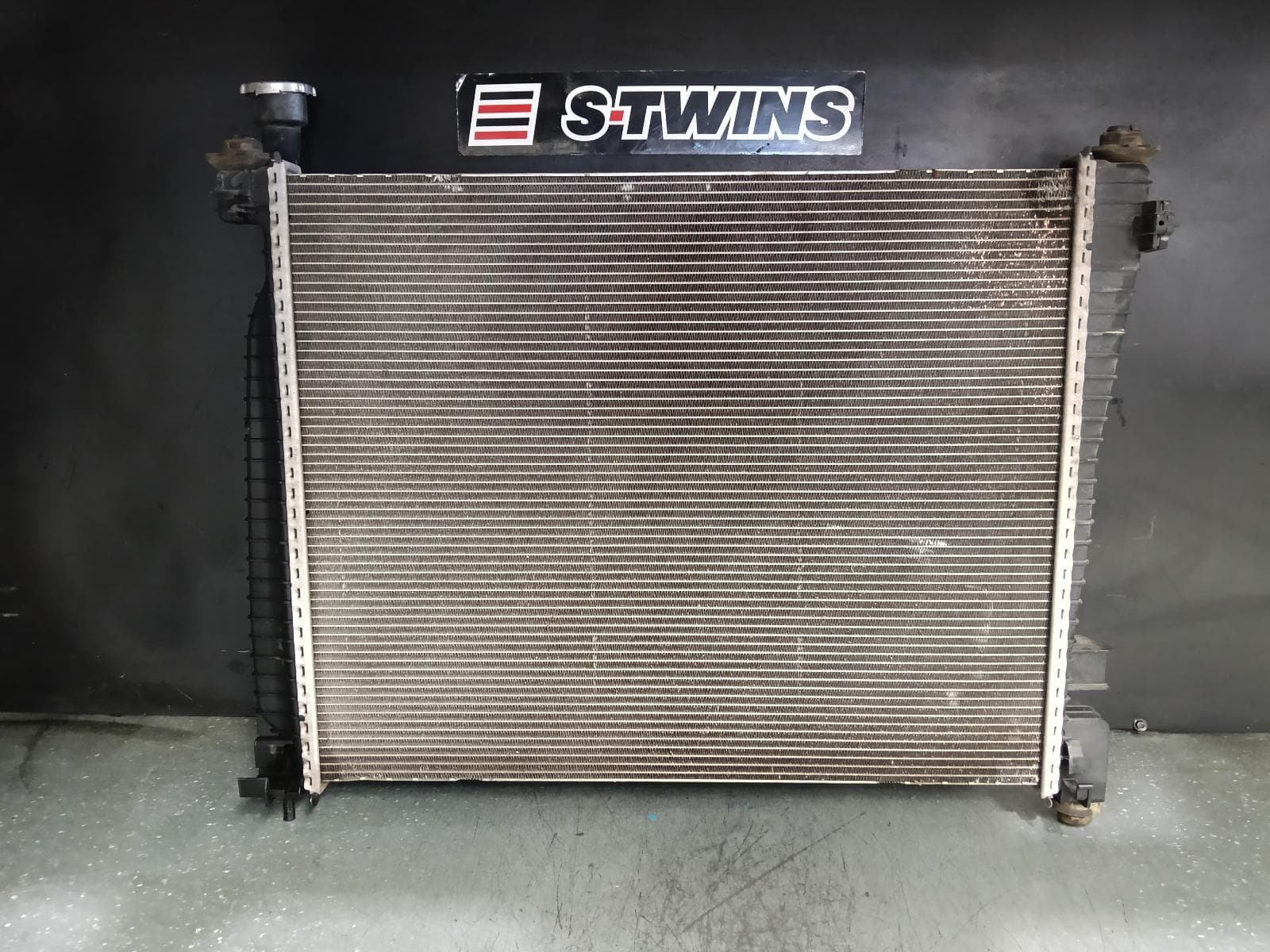 2017 JEEP GRANDCHEROKEE RADIATOR AUTO, 6.4, PETROL, WK, 01/12-02/22 0000383504