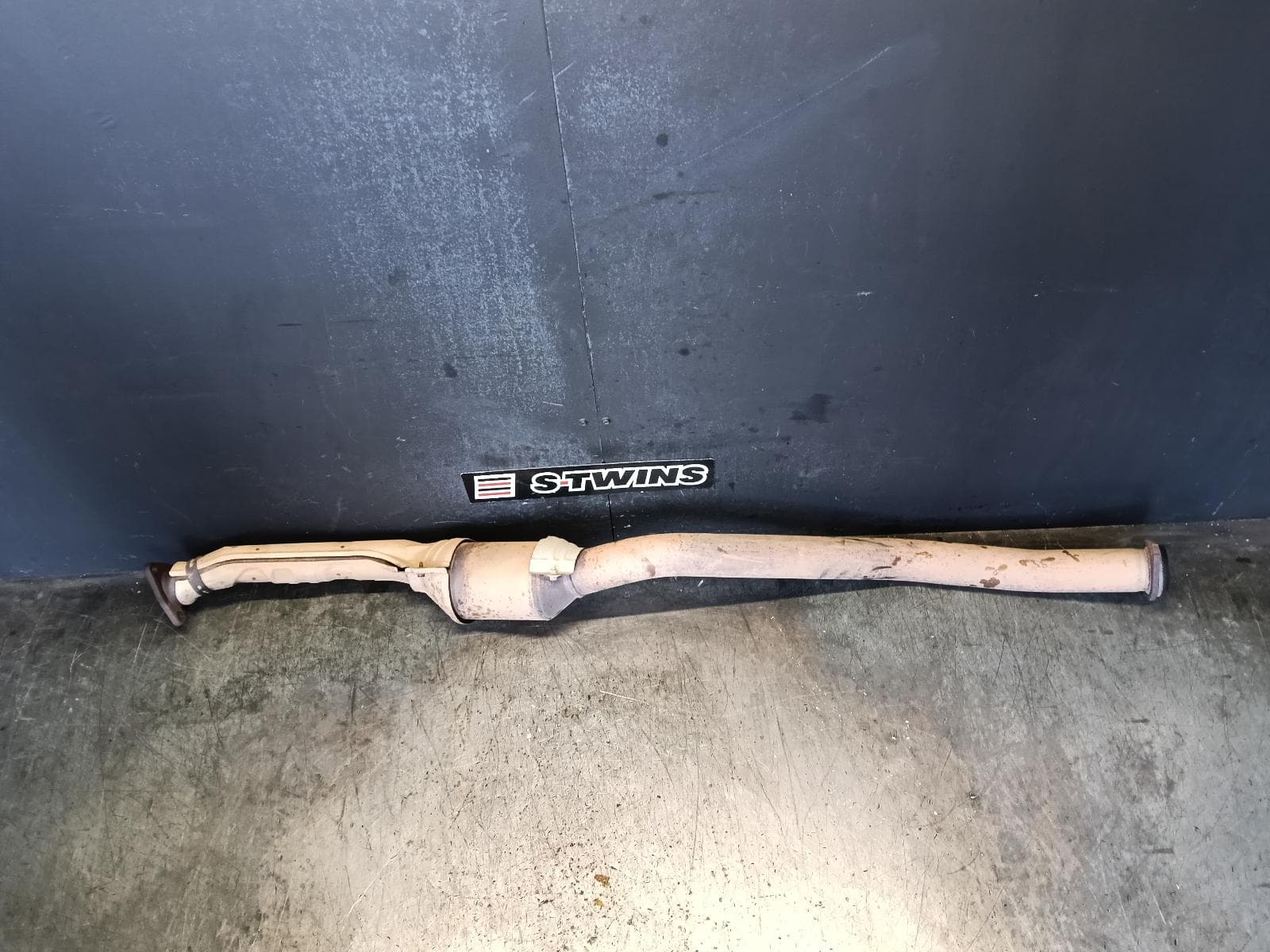 2017 SUBARU FORESTER CATALYTIC CONVERTER UNDER CAR-CAT TYPE, 2.5, PETROL, FB25, SJ, 12/12-08/18 0000419698