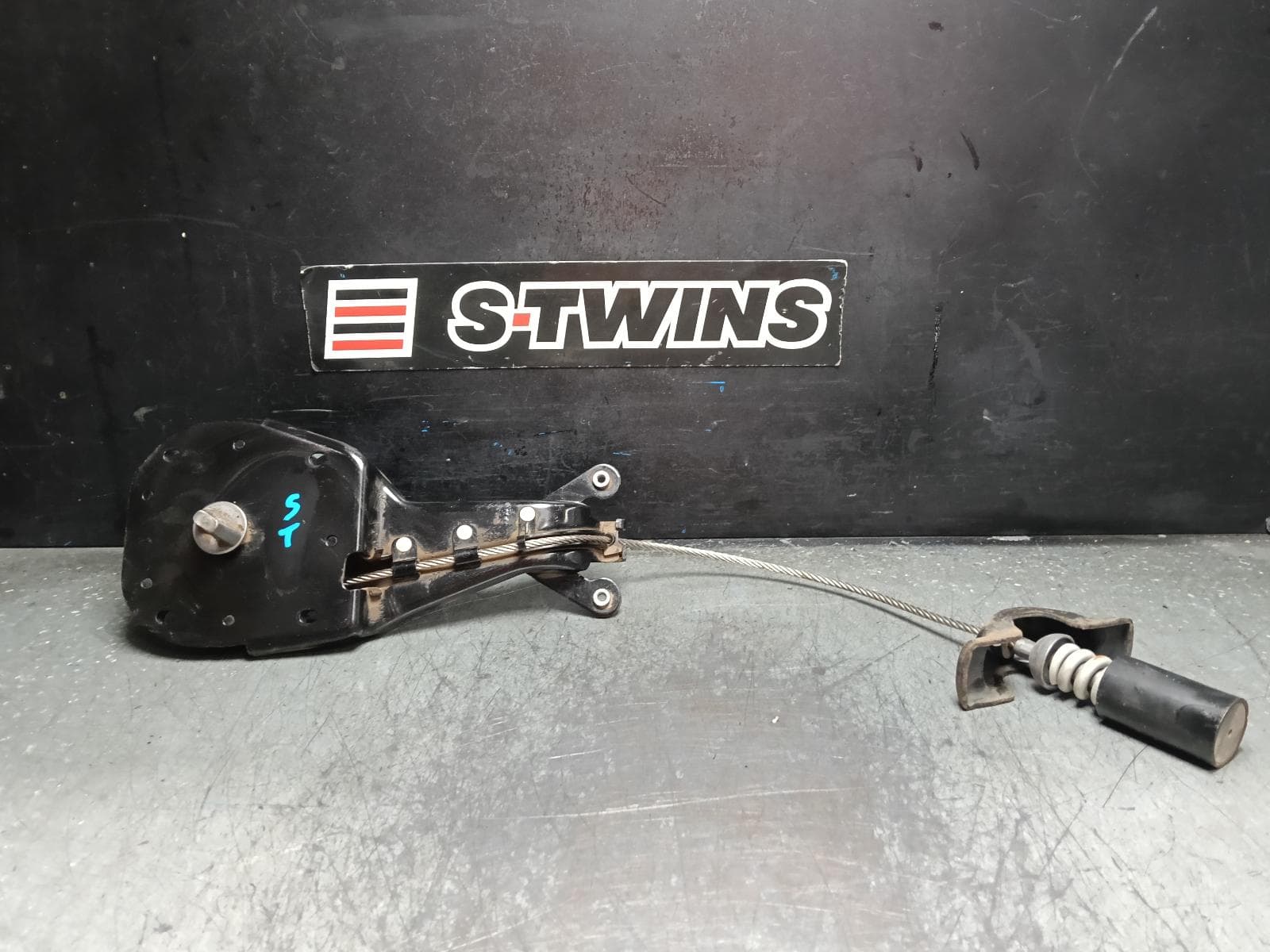 2018 LAND ROVER DISCOVERY SPARE WHEEL WINCH L462, 12/16- 0000419618
