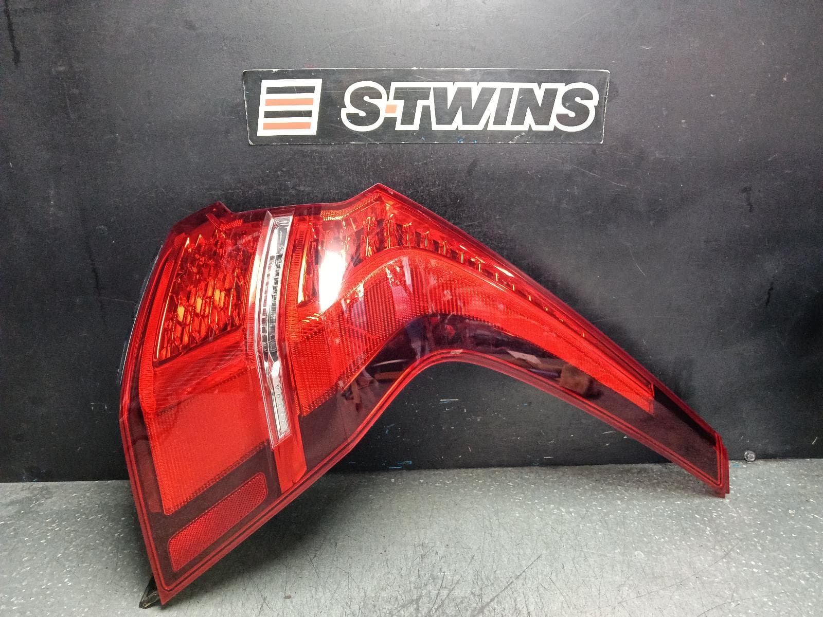 2018 VOLVO XC60 RIGHT TAILLIGHT GEN 2, IN BODY, W/ LED TYPE, 05/17- 0000393616