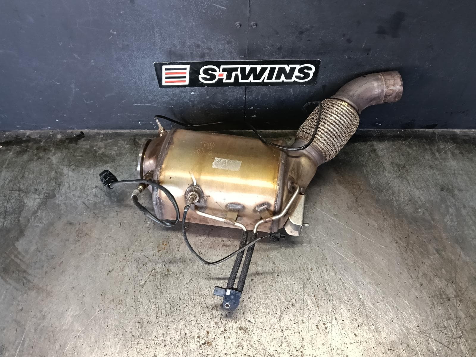 Used auto part listing image: 2015 BMW X5 PARTICULATE FILTER DPF DIESEL, 3.0, N57N/N57T/N57Z, F15, 09/13-07/18 0000419921