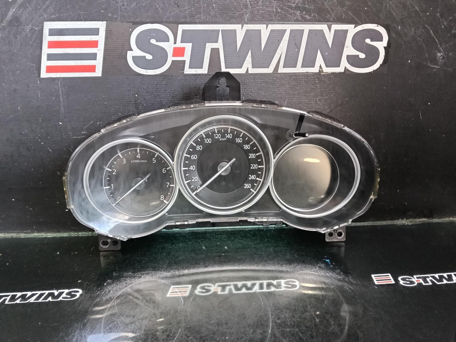 Used auto part listing image: 2019 MAZDA CX5 INSTRUMENTCLUSTER AUTO T/M, PETROL, 2.0, KF, 02/17- 0000400444