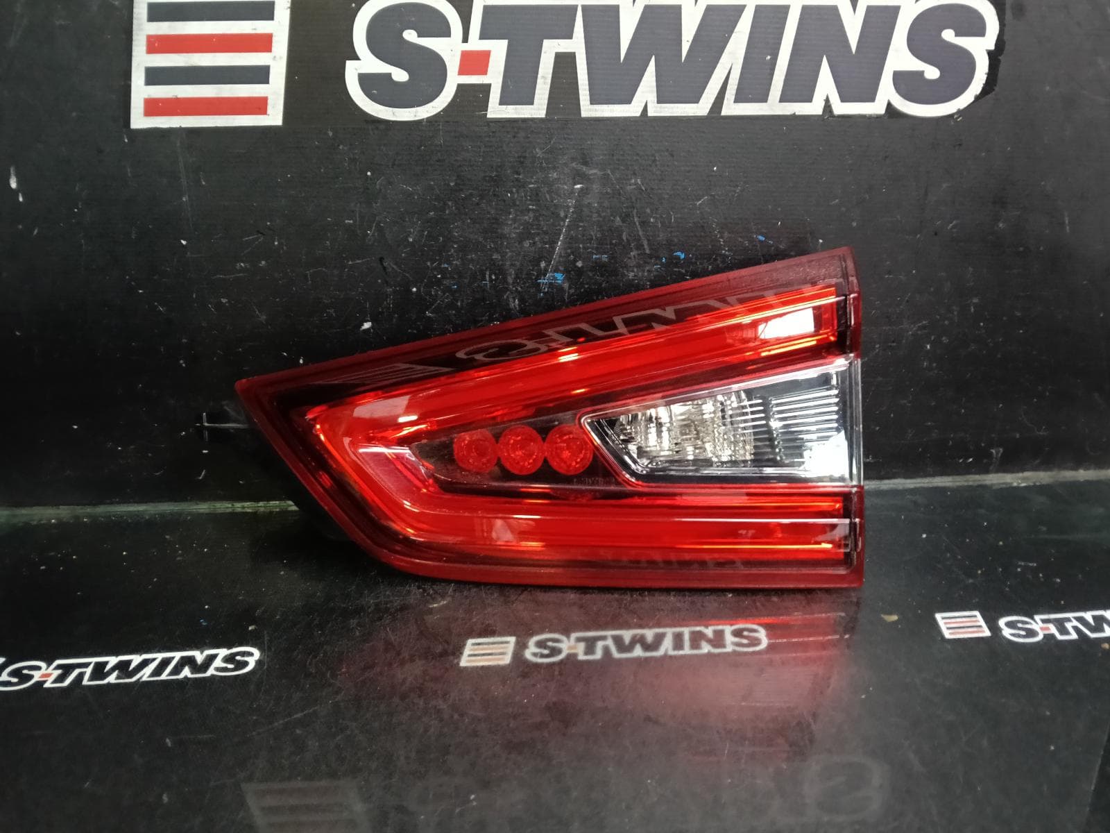 2017 NISSAN QASHQAI REAR GARNISH TAILGATE LAMP (RH SIDE), J11, 07/17-07/21 0000419968