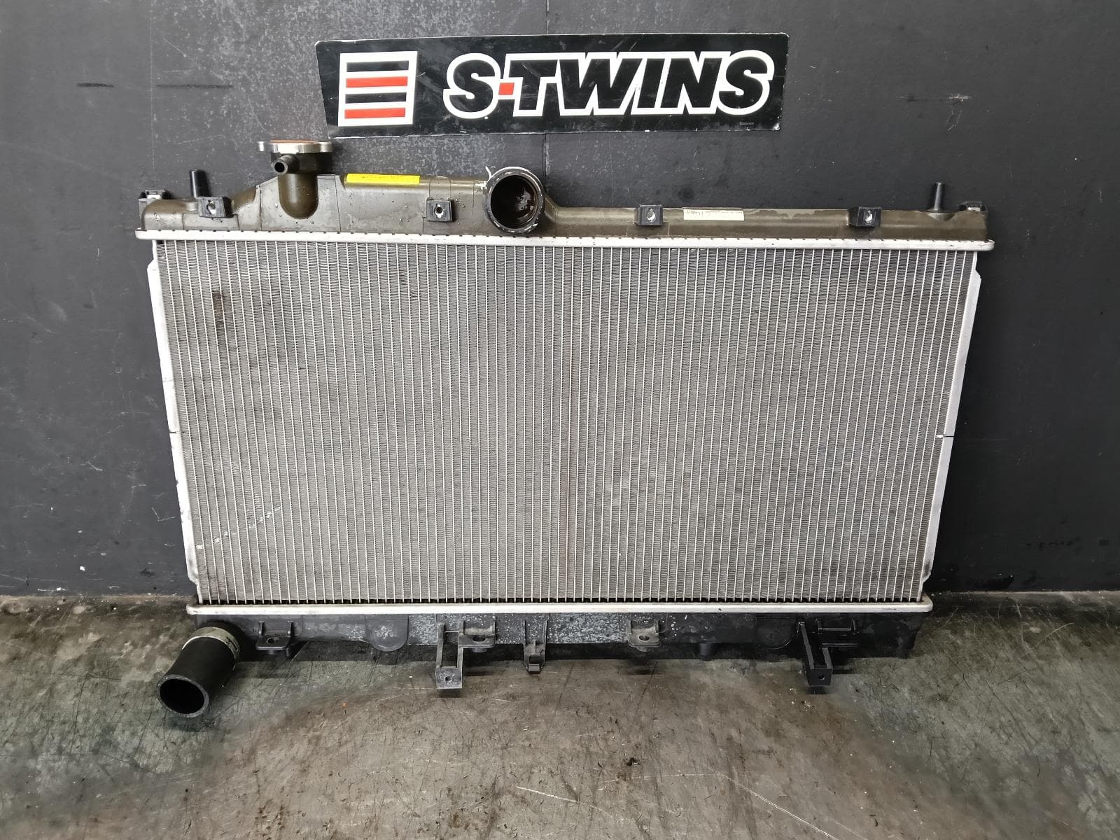 2017 SUBARU FORESTER RADIATOR AUTO, 2.5, FB25, PETROL, SJ, 12/12-08/18 0000419661