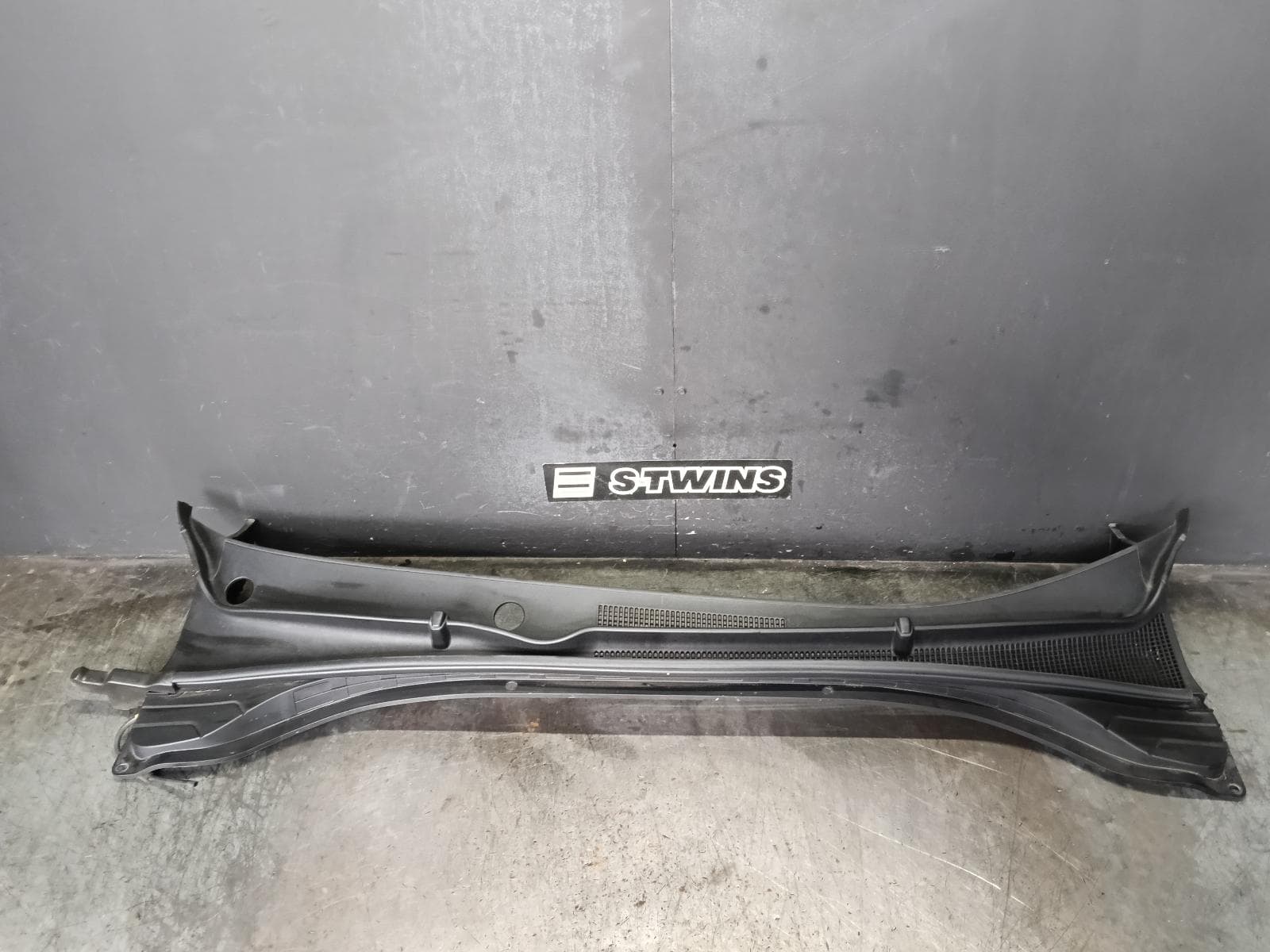 Used auto part listing image: 2018 HYUNDAI I30 PLENUM CHAMBER PD, HATCH, 03/17- 0000419816