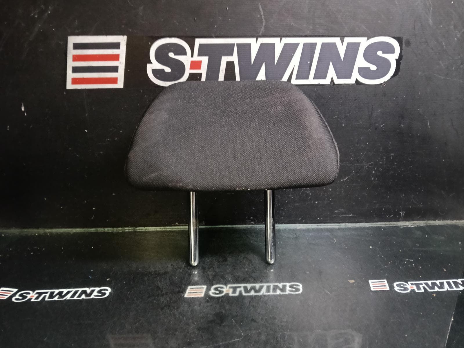 2018 HYUNDAI I30 HEADREST CENTRE REAR 2ND ROW, CLOTH, BLACK, GO/ACTIVE, PD, 03/17- 0000420033