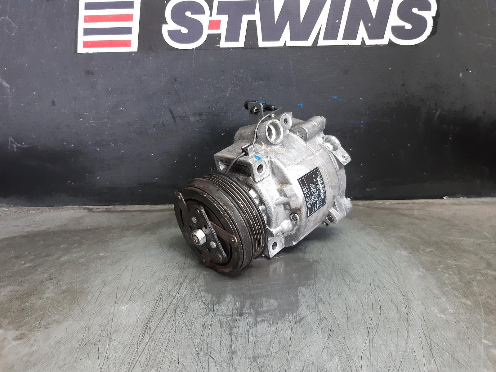Used auto part listing image: 2014 SUZUKI S-CROSS A C COMPRESSOR JY, 1.6, PETROL, M16A CODE, 09/13-10/16 0000363767