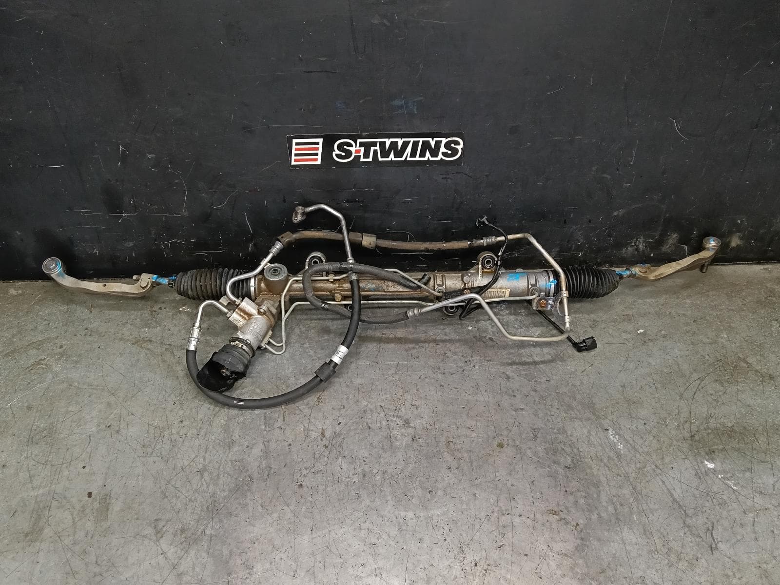 Used auto part listing image: 2017 VOLKSWAGEN TRANSPORTER STEERING BOX RACK T6, CAAC/CAAB CODE, 07/15-08/24 0000420107