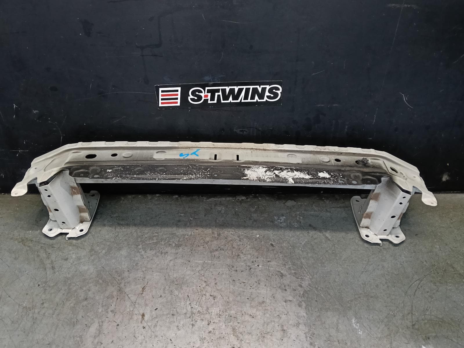 Used auto part listing image: 2018 SUBARU XV F BAR REINFORC BRACK MAIN REINFORCEMENT, G5X, 03/17-06/23 0000419980