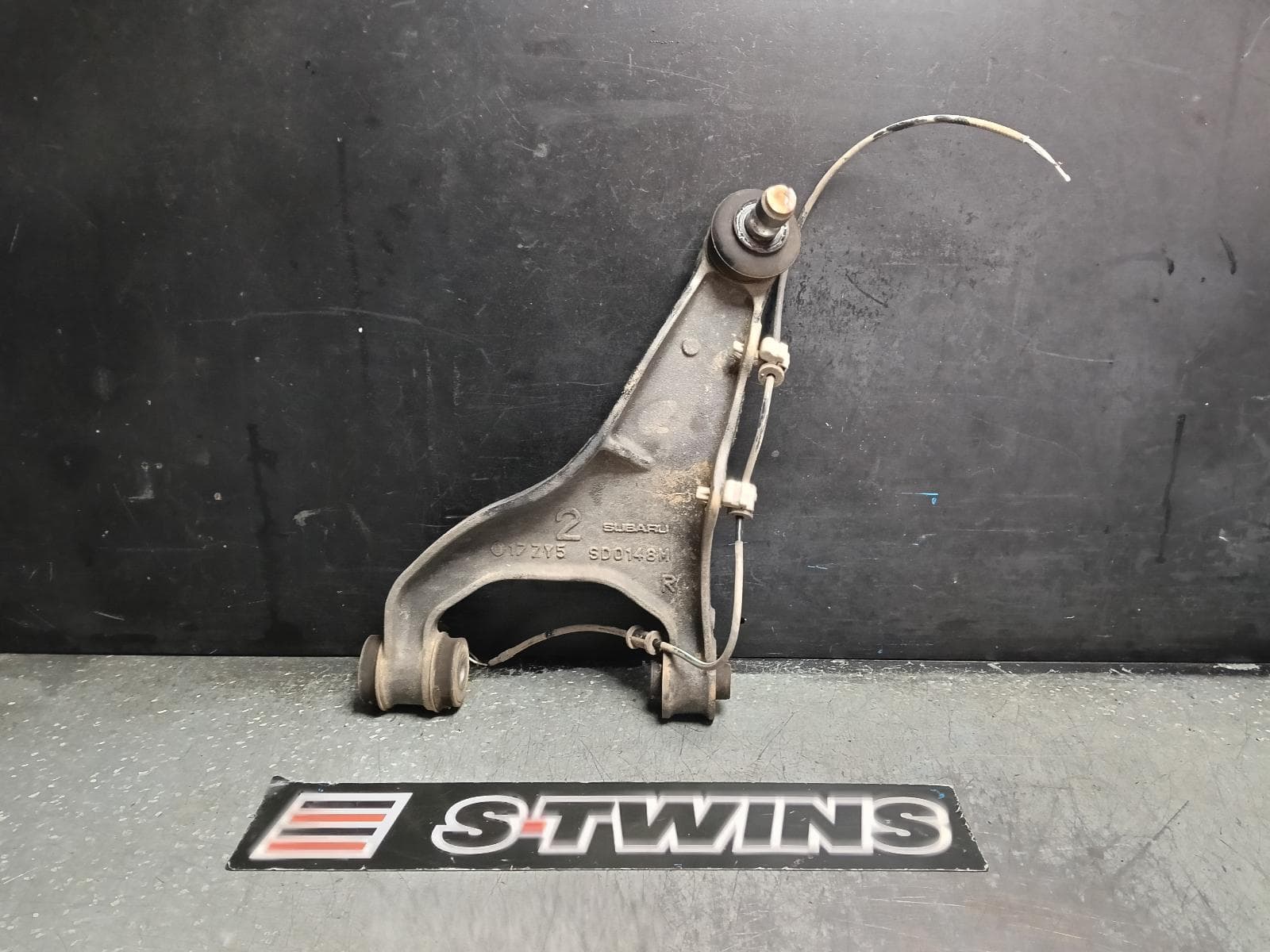 Used auto part listing image: 2018 SUBARU XV RIGHT REAR TRAILING ARM UPPER CONTROL ARM, G5X, 03/17-06/23 0000419990